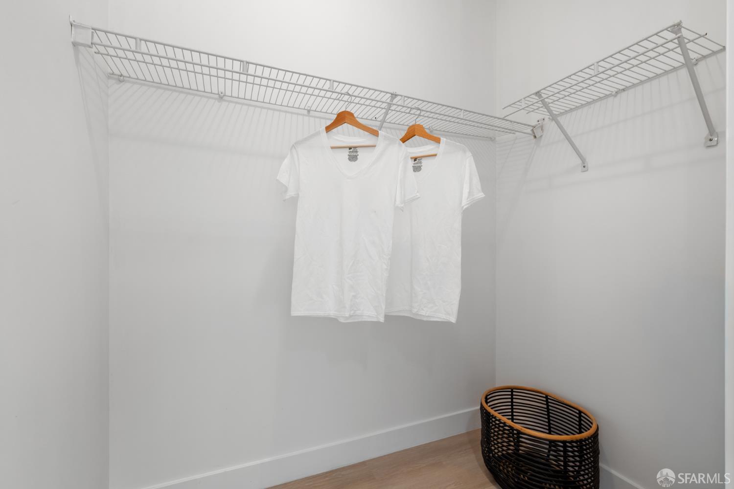 Photo #25: 426116270 Listing: Photo #25