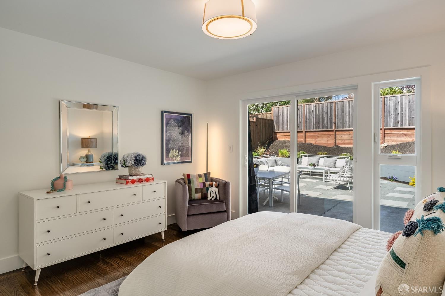 Detail Gallery Image 54 of 77 For 249 Gold Mine Dr, San Francisco,  CA 94131 - 4 Beds | 3 Baths