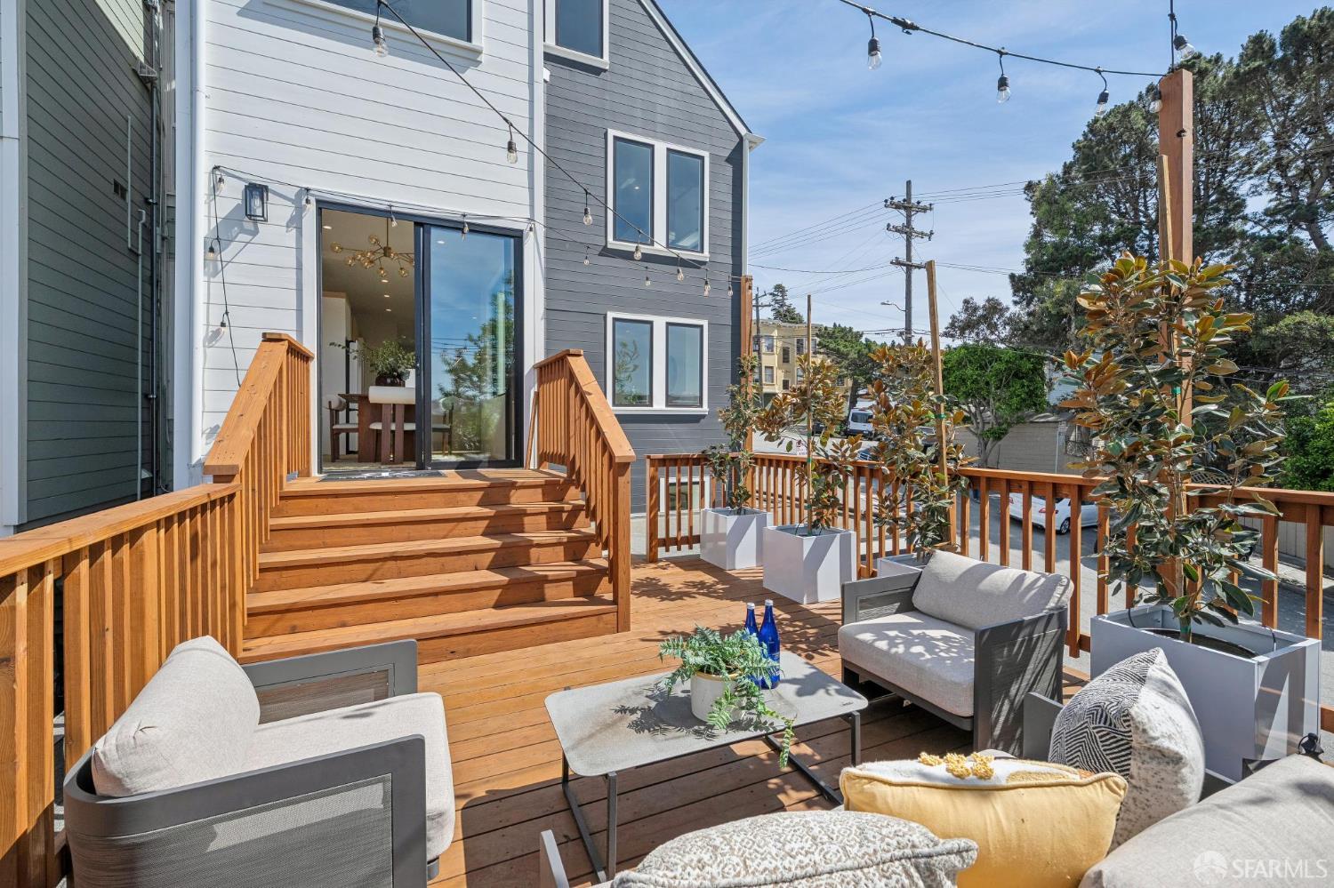 Detail Gallery Image 2 of 66 For 1392 Rhode Island St, San Francisco,  CA 94107 - 3 Beds | 2/1 Baths