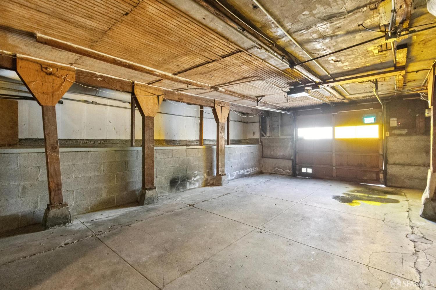 Detail Gallery Image 66 of 82 For 919 Fell St, San Francisco,  CA 94117 - 2 Beds | 1/2 Baths