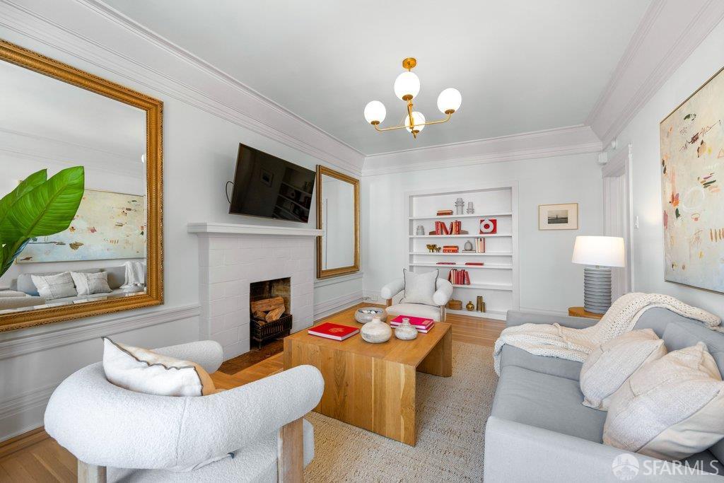 Photo #6: 426115967 Listing: Photo #6