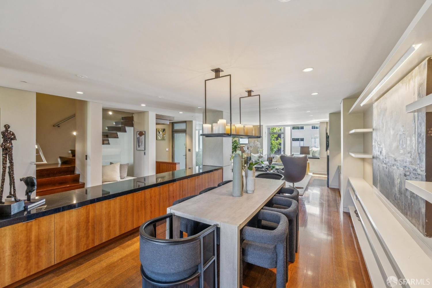 Detail Gallery Image 10 of 88 For 1170 Chestnut St, San Francisco,  CA 94109 - 4 Beds | 3/1 Baths