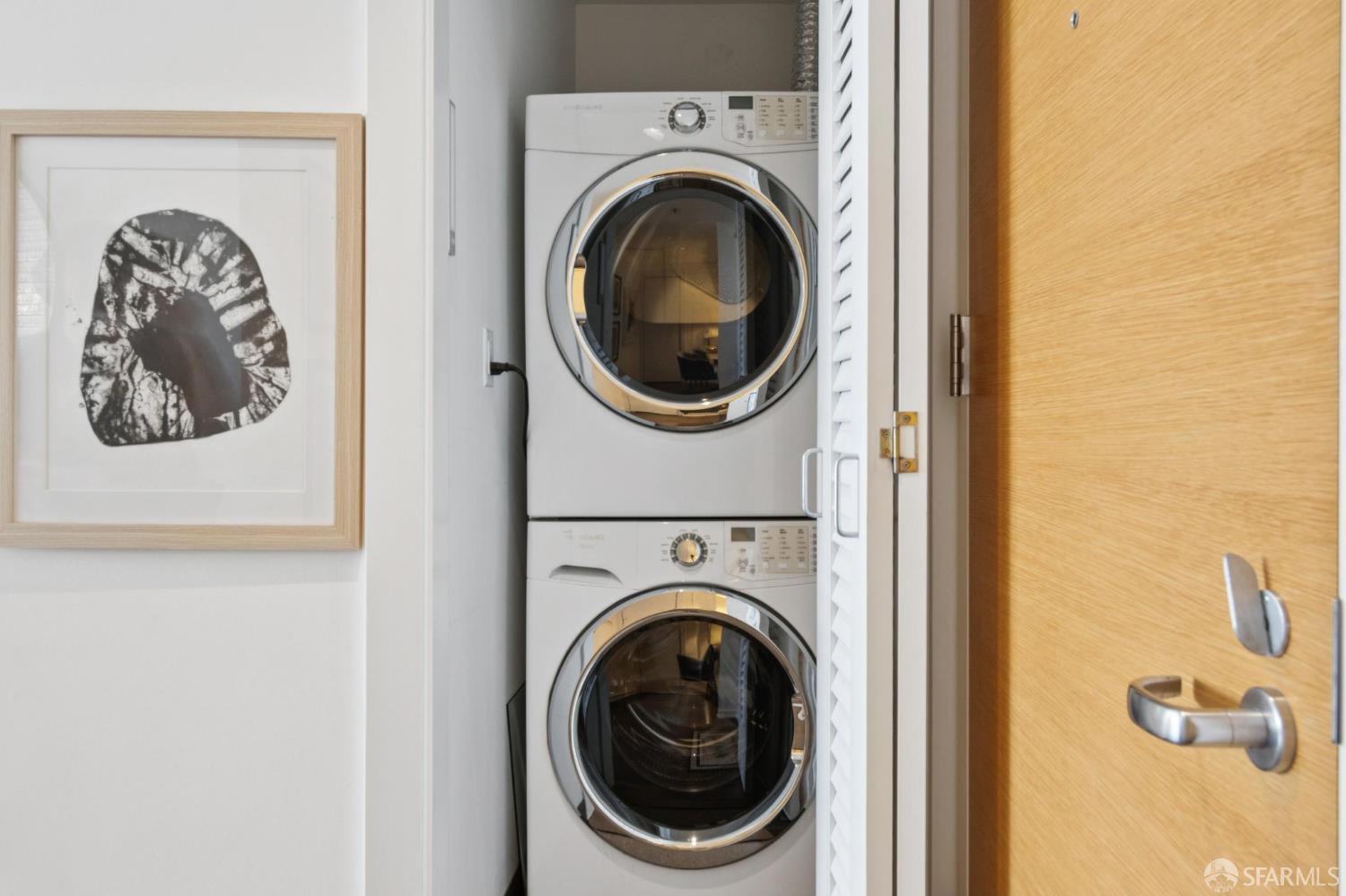 Photo #16: 426105943 Listing: Photo #16