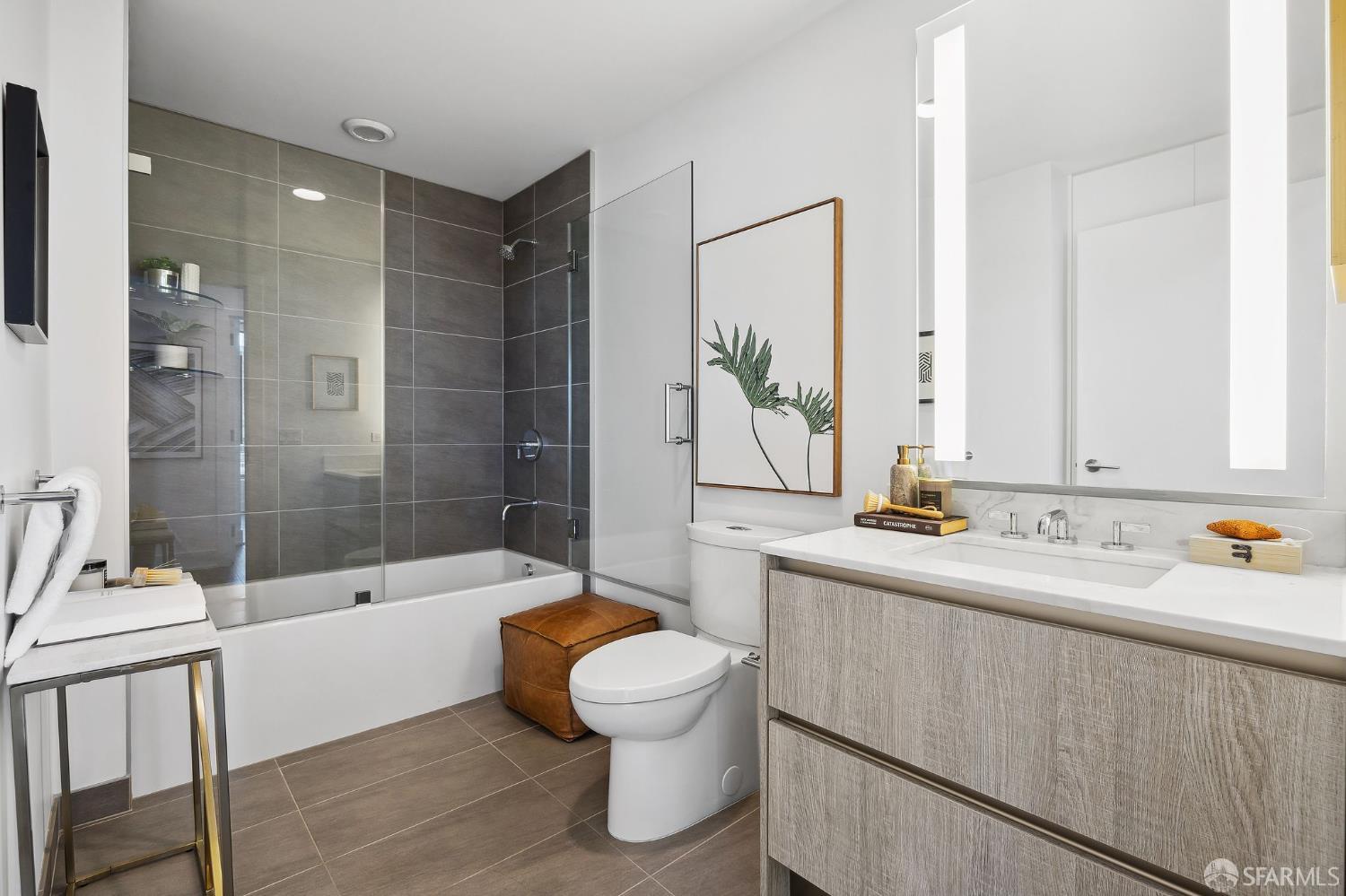 Detail Gallery Image 16 of 38 For 338 Main St 18f,  San Francisco,  CA 94105 - 2 Beds | 2 Baths