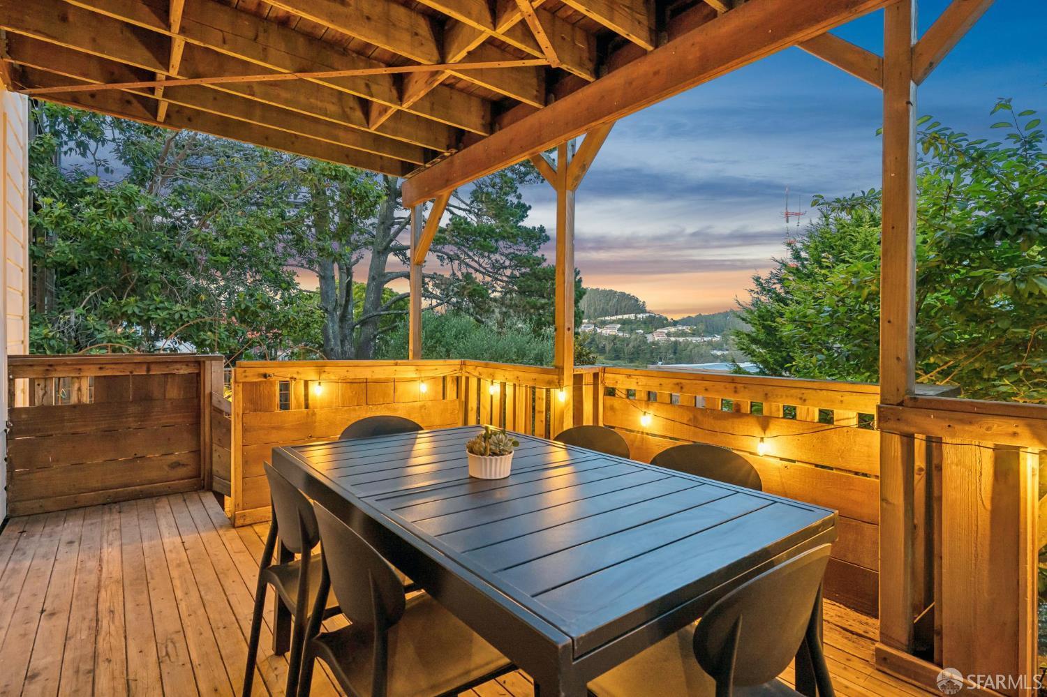 Detail Gallery Image 60 of 64 For 2062 10th Ave, San Francisco,  CA 94116 - 4 Beds | 2 Baths