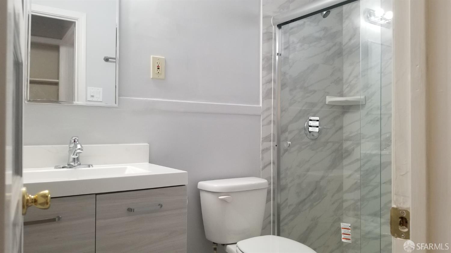 Detail Gallery Image 6 of 12 For 22 Morrell St, San Francisco,  CA 94109 - 1 Beds | 1 Baths