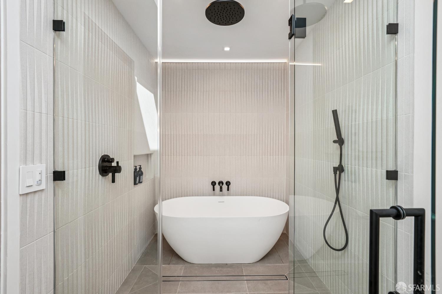 Detail Gallery Image 33 of 79 For 1827 33rd Ave, San Francisco,  CA 94122 - 4 Beds | 4 Baths