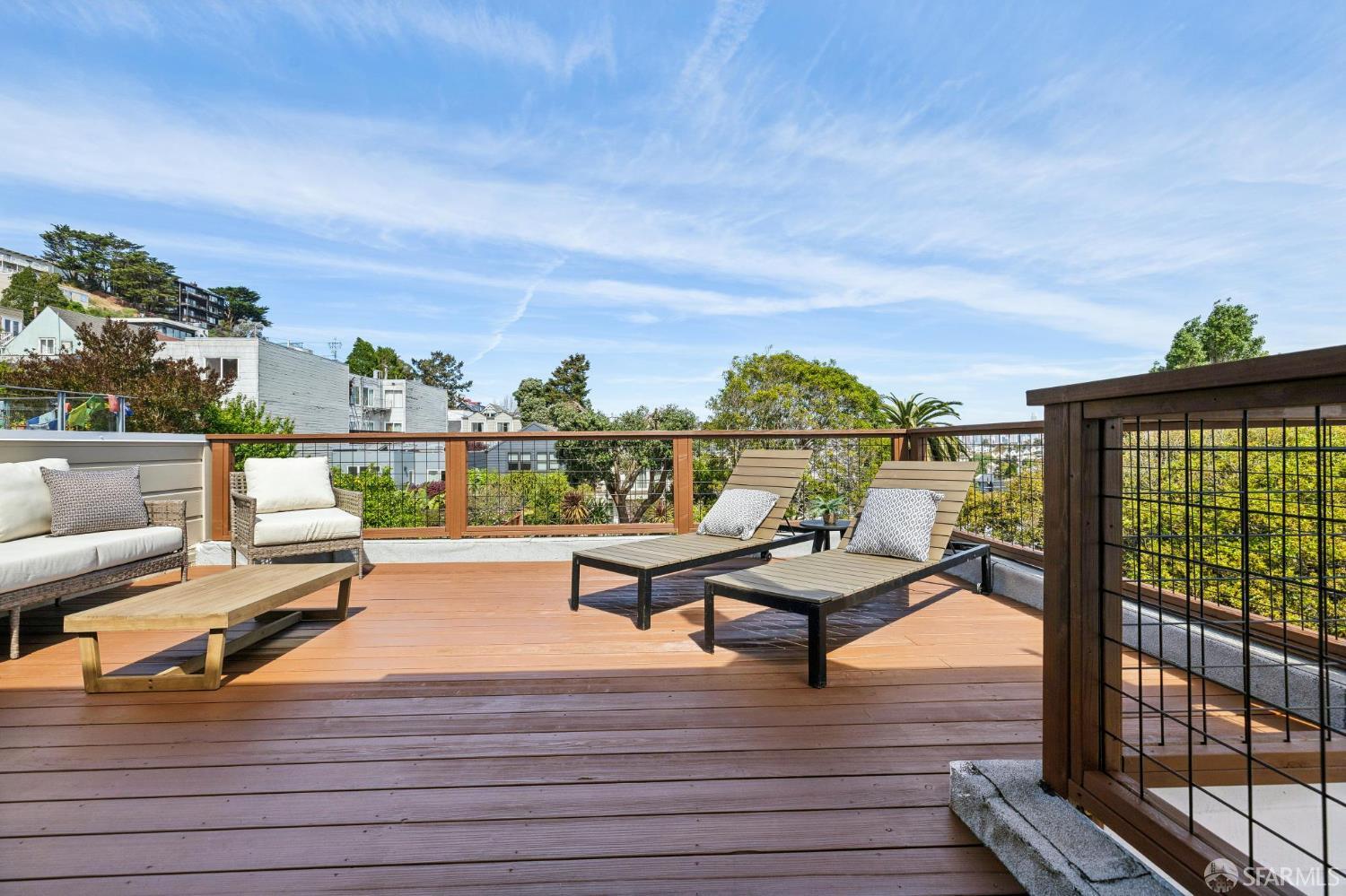 Detail Gallery Image 46 of 59 For 356 Valley St, San Francisco,  CA 94131 - 3 Beds | 2 Baths