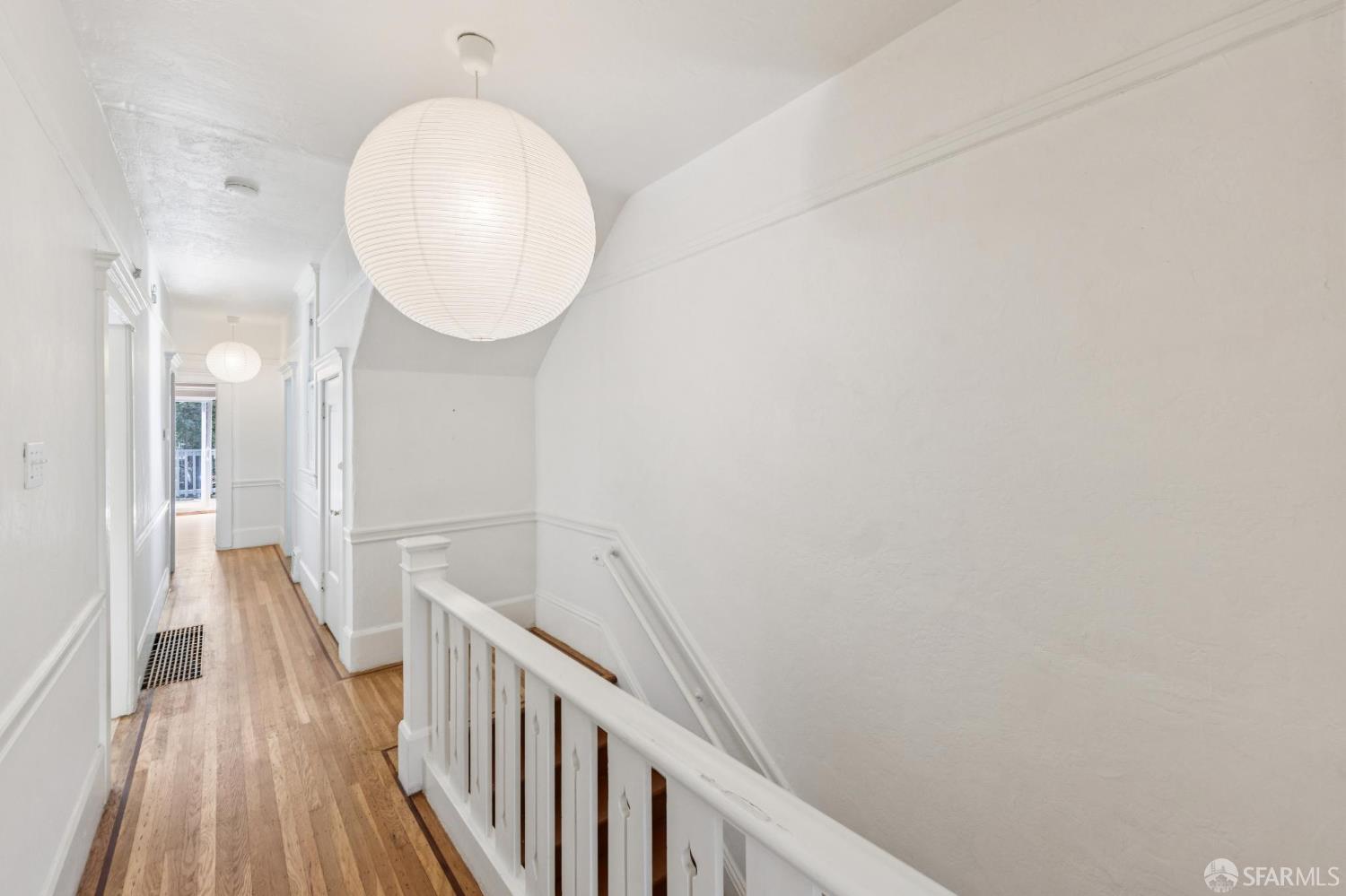 Detail Gallery Image 14 of 26 For 119 16th Ave #121,  San Francisco,  CA 94118 - 2 Beds | 1 Baths