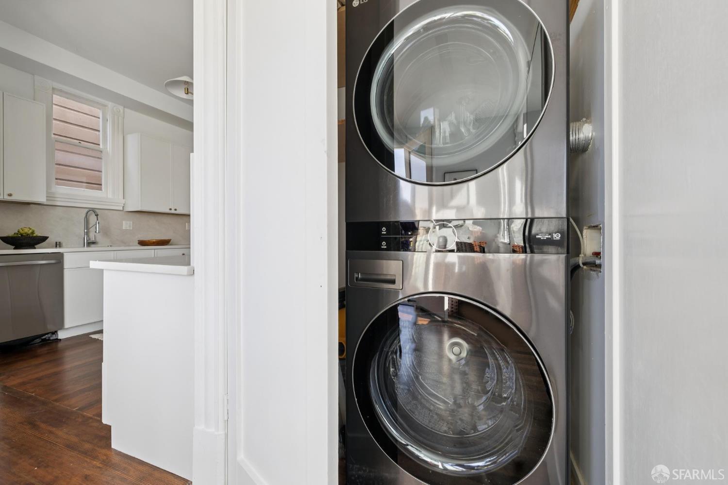 Photo #23: 426116036 Listing: Photo #23