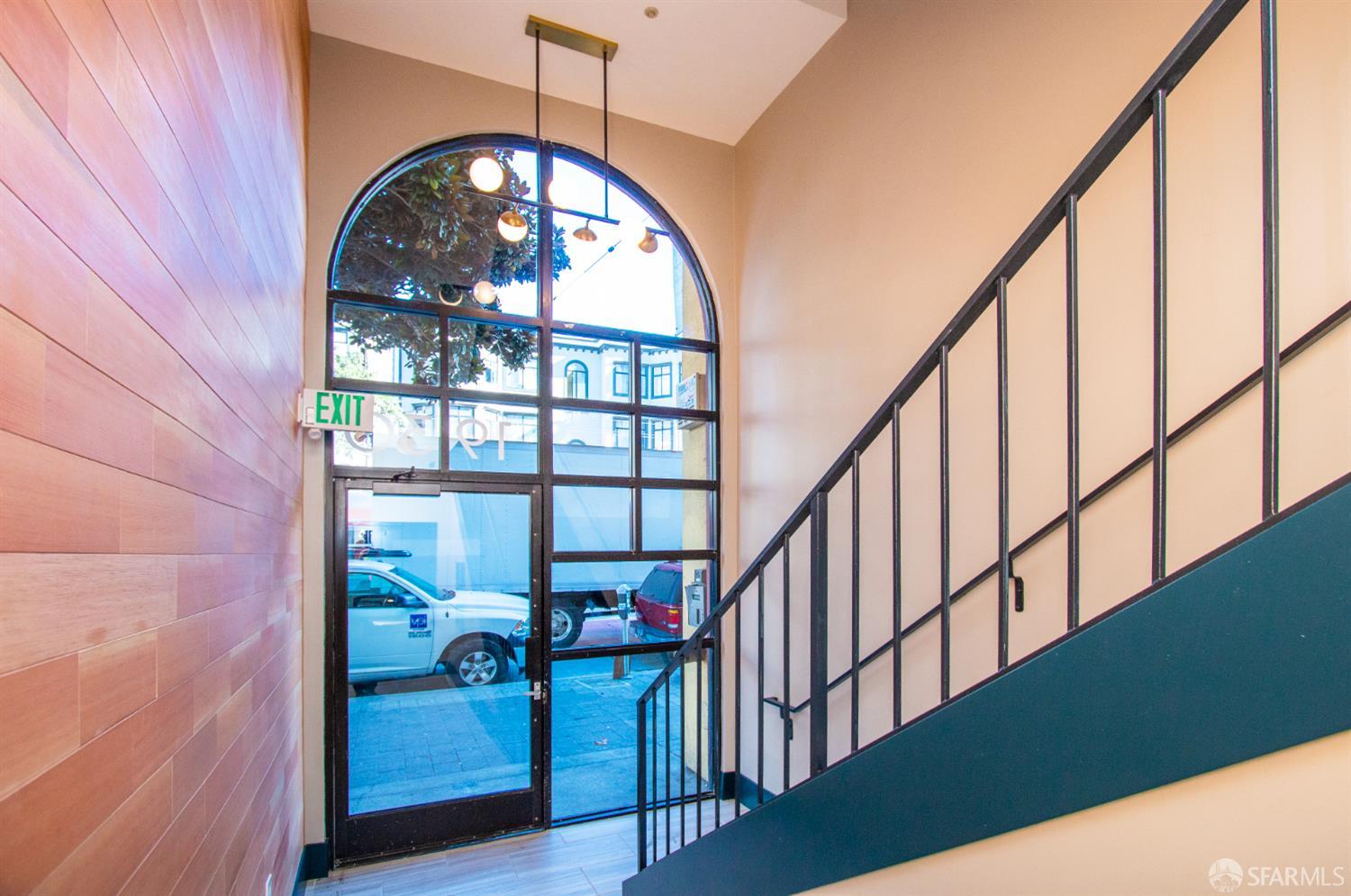 Photo #9: 426108120 Listing: Photo #9