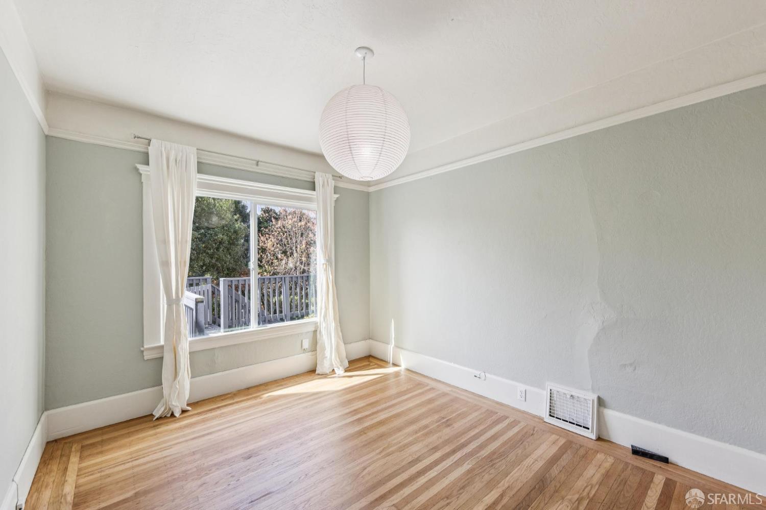 Detail Gallery Image 35 of 43 For 119 16th Ave, San Francisco,  CA 94118 - – Beds | – Baths