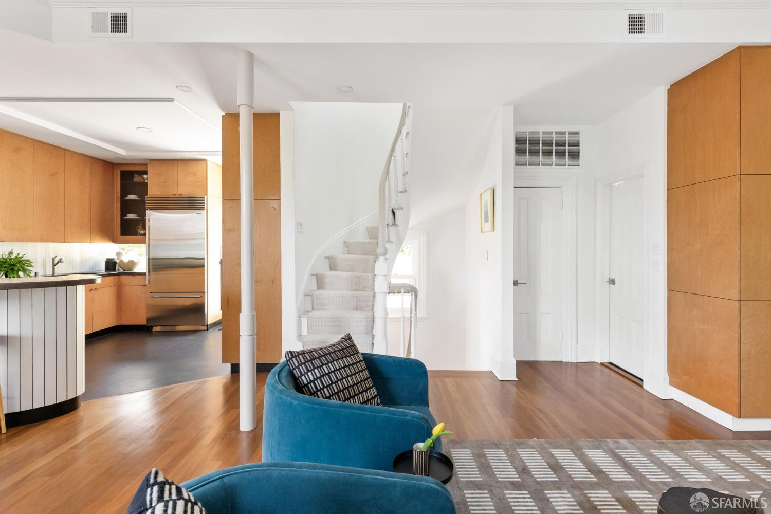 Photo #15: 426115979 Listing: Photo #15