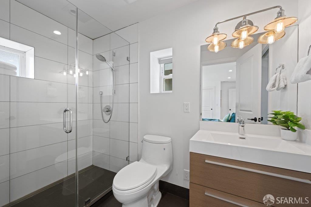 Detail Gallery Image 34 of 57 For 156 Midcrest Way, San Francisco,  CA 94131 - 3 Beds | 2 Baths