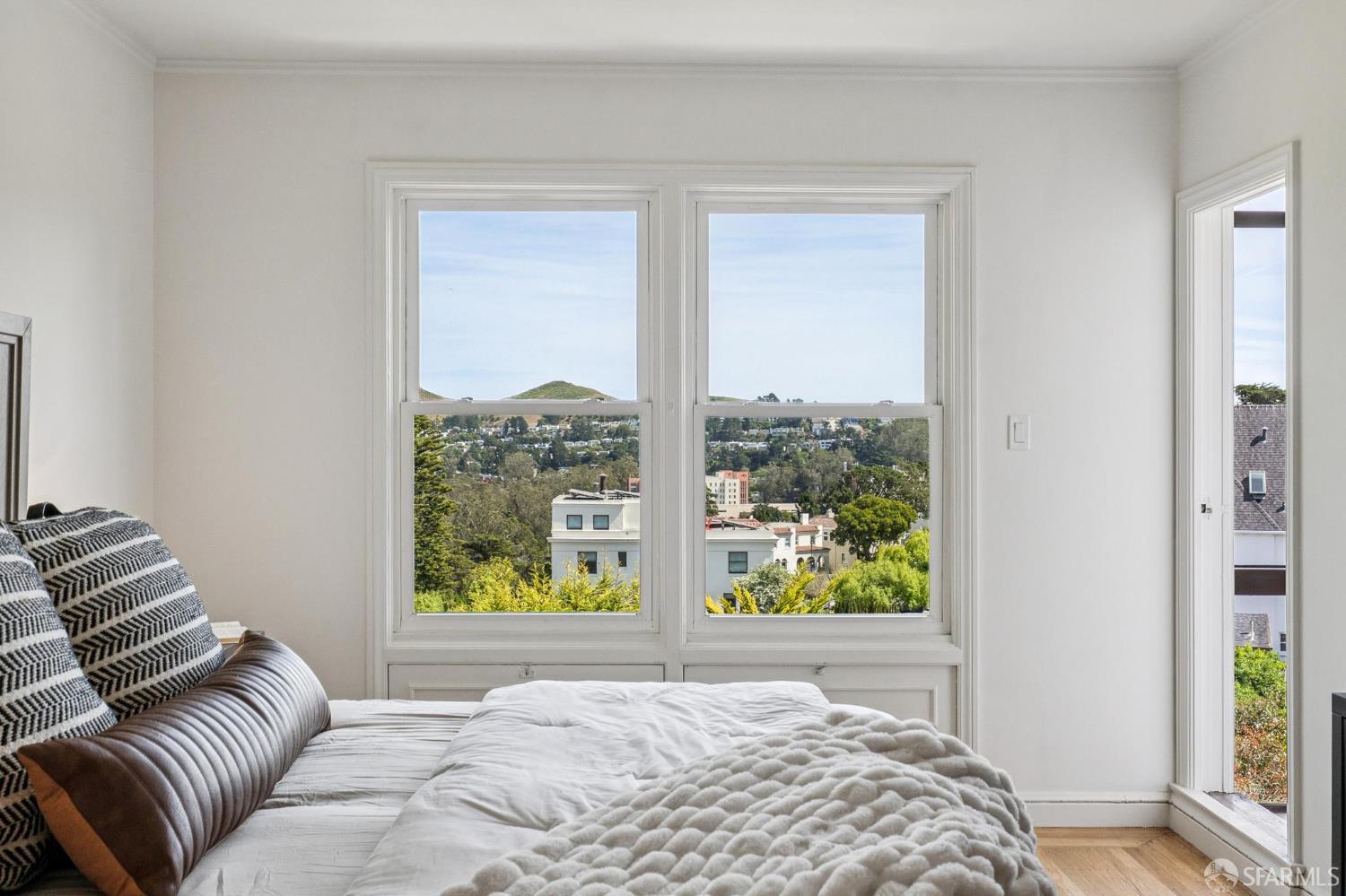 Detail Gallery Image 21 of 64 For 2062 10th Ave, San Francisco,  CA 94116 - 4 Beds | 2 Baths