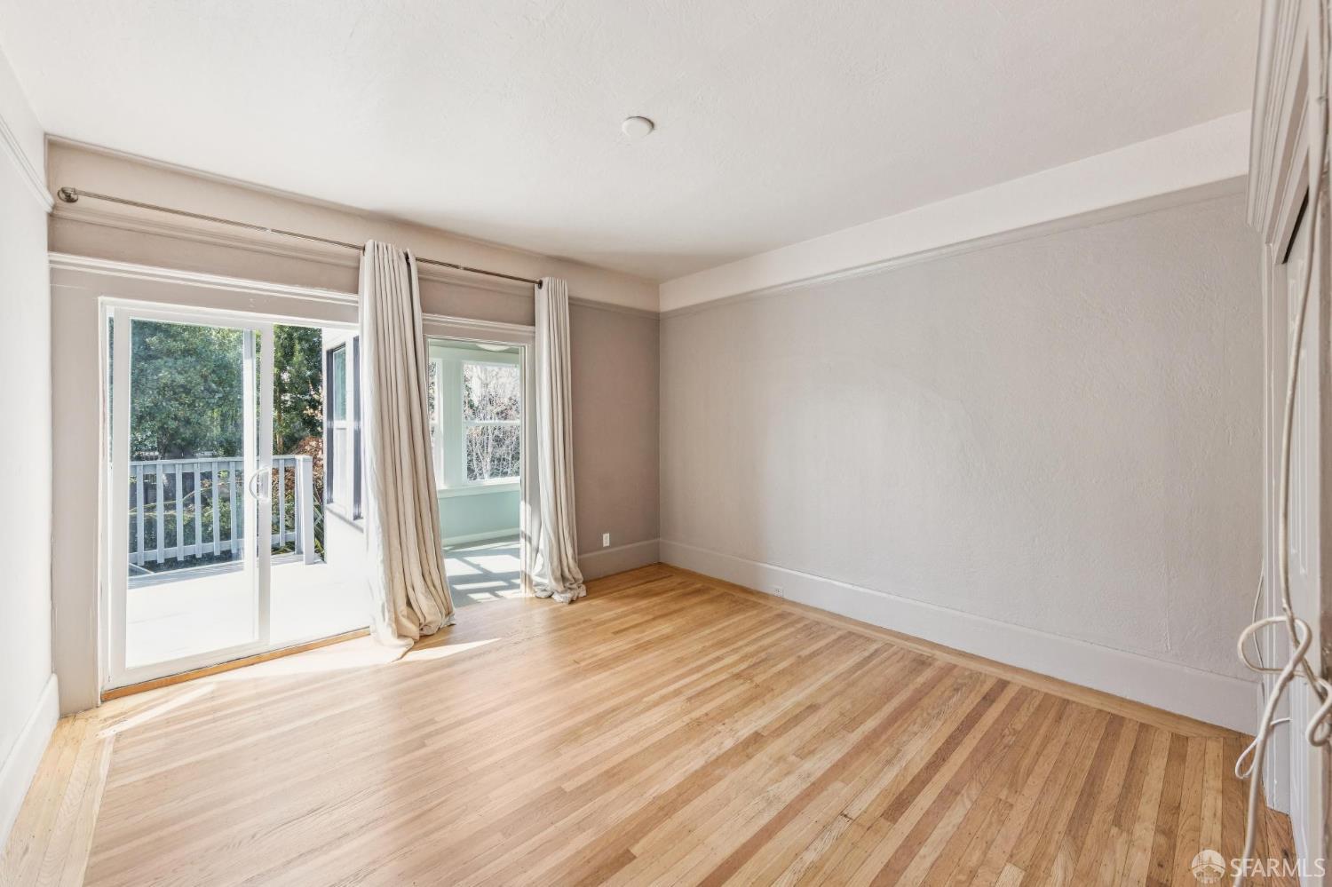 Detail Gallery Image 15 of 26 For 119 16th Ave #121,  San Francisco,  CA 94118 - 2 Beds | 1 Baths