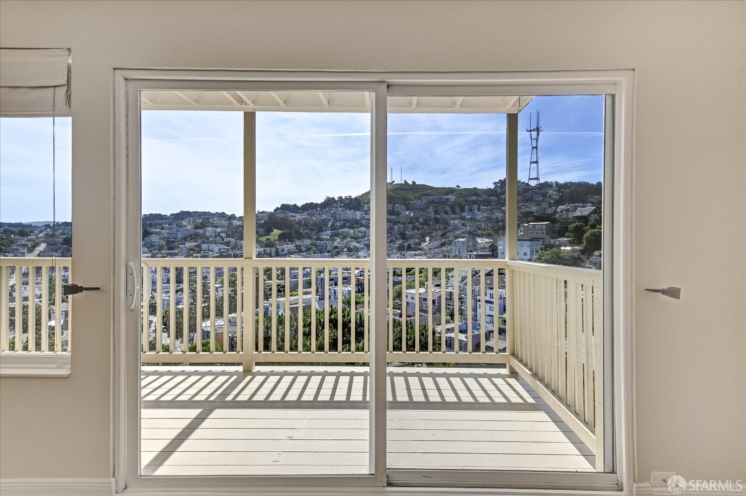 Detail Gallery Image 5 of 35 For 166 Museum Way, San Francisco,  CA 94114 - 2 Beds | 1/1 Baths