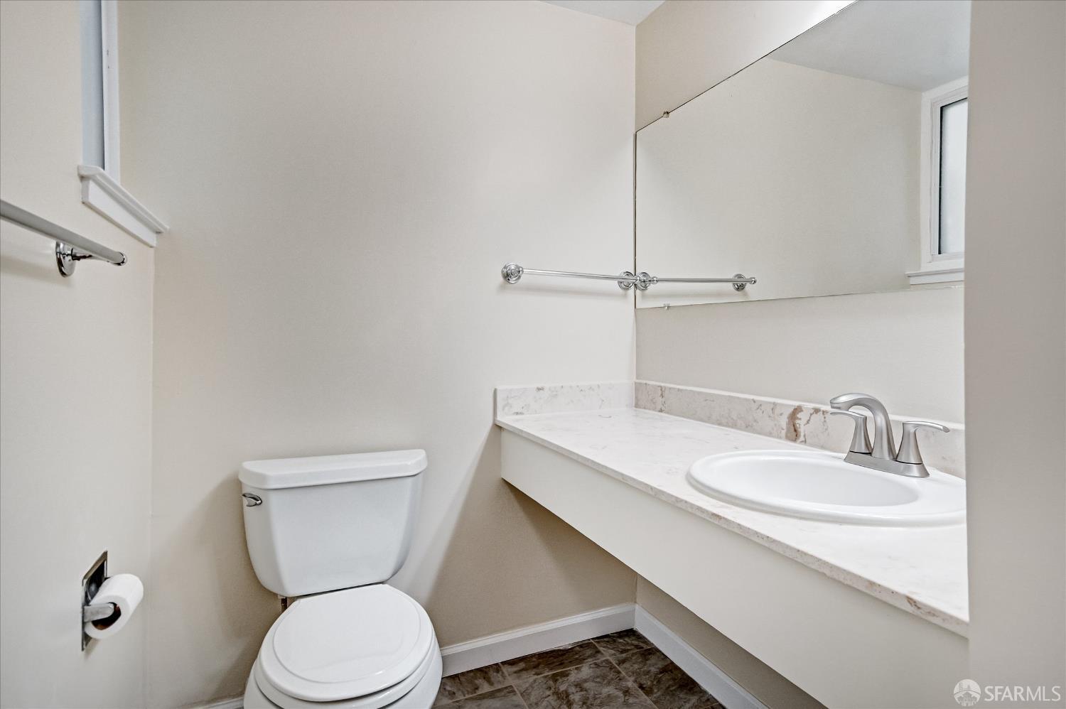 Detail Gallery Image 16 of 35 For 166 Museum Way, San Francisco,  CA 94114 - 2 Beds | 1/1 Baths