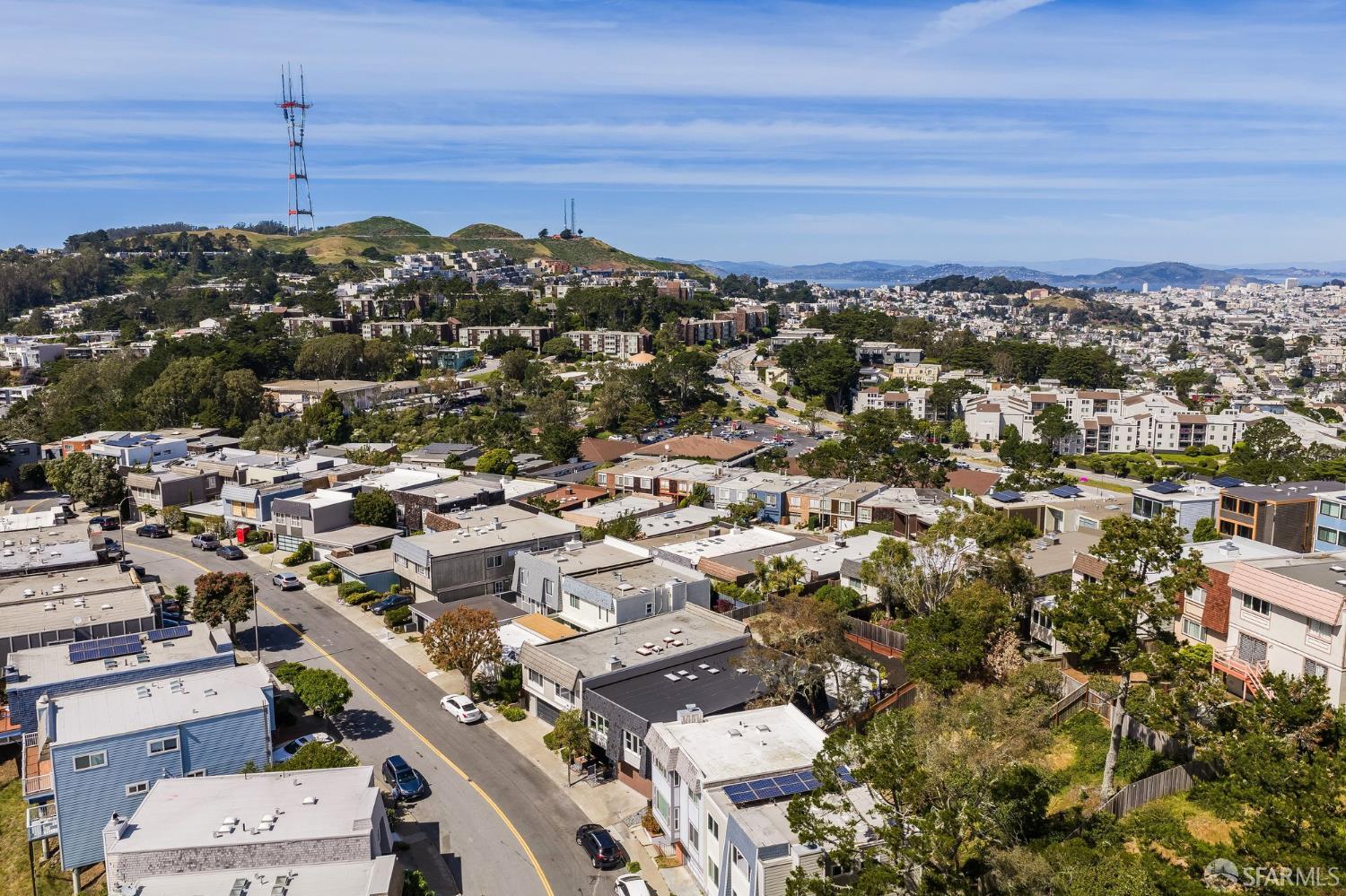Detail Gallery Image 70 of 77 For 249 Gold Mine Dr, San Francisco,  CA 94131 - 4 Beds | 3 Baths