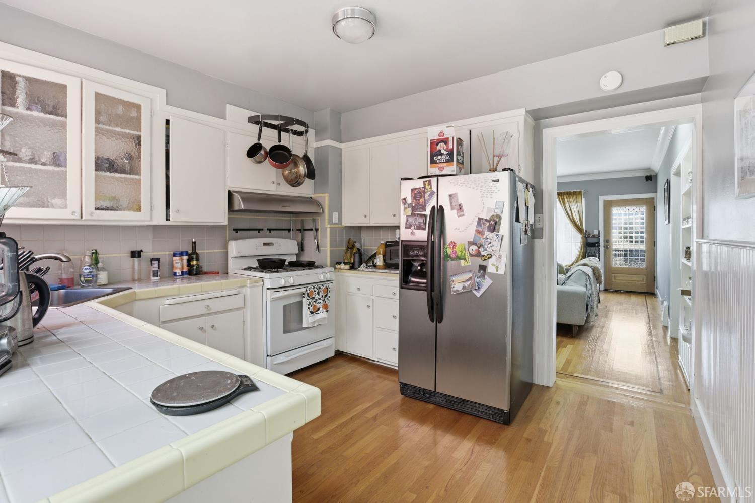 Detail Gallery Image 4 of 29 For 527 Congo St, San Francisco,  CA 94131 - 2 Beds | 1 Baths