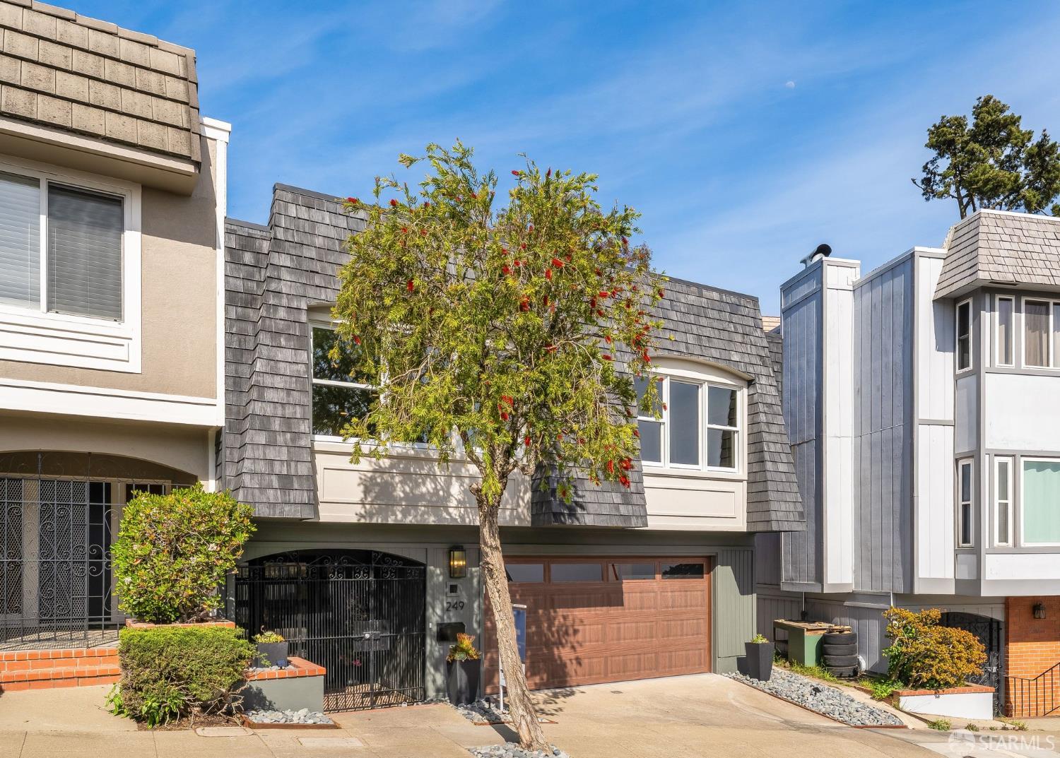 Detail Gallery Image 19 of 77 For 249 Gold Mine Dr, San Francisco,  CA 94131 - 4 Beds | 3 Baths