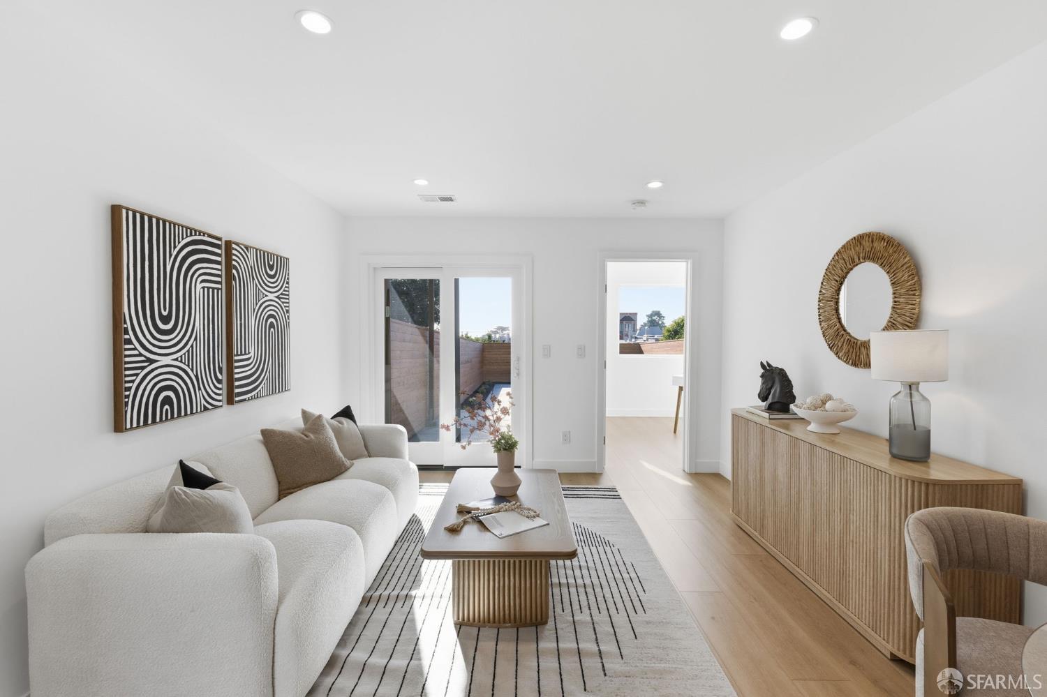 Detail Gallery Image 22 of 93 For 2479 31st Ave, San Francisco,  CA 94116 - 5 Beds | 4 Baths