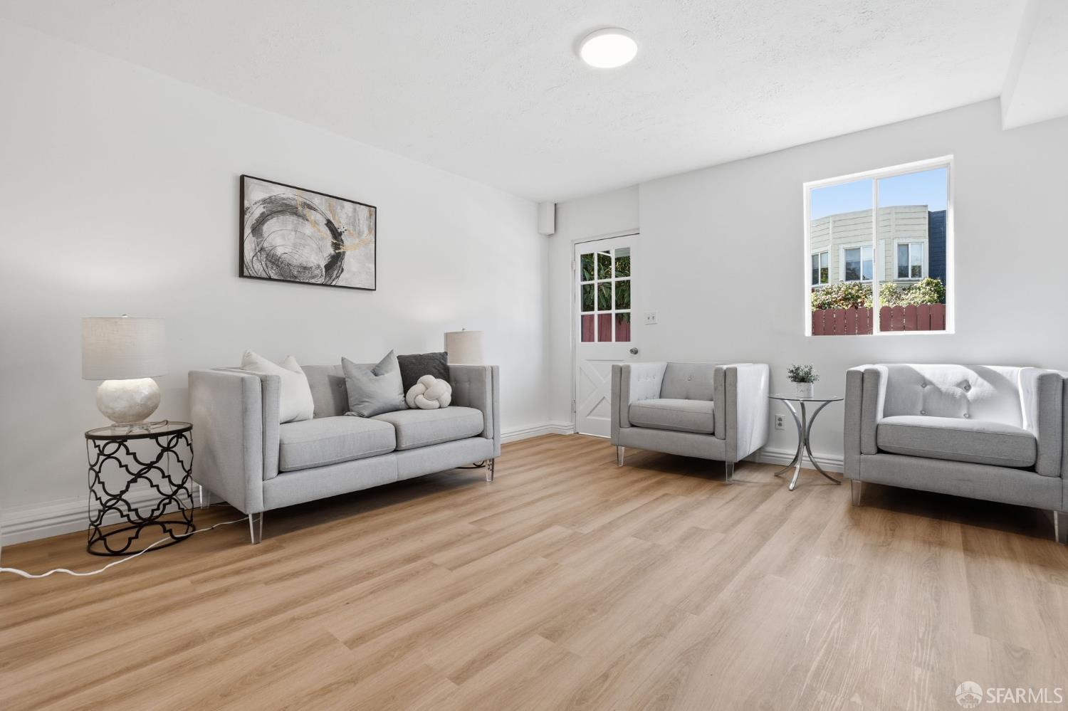 Detail Gallery Image 27 of 41 For 15 Balhi Ct, San Francisco,  CA 94112 - 2 Beds | 1 Baths