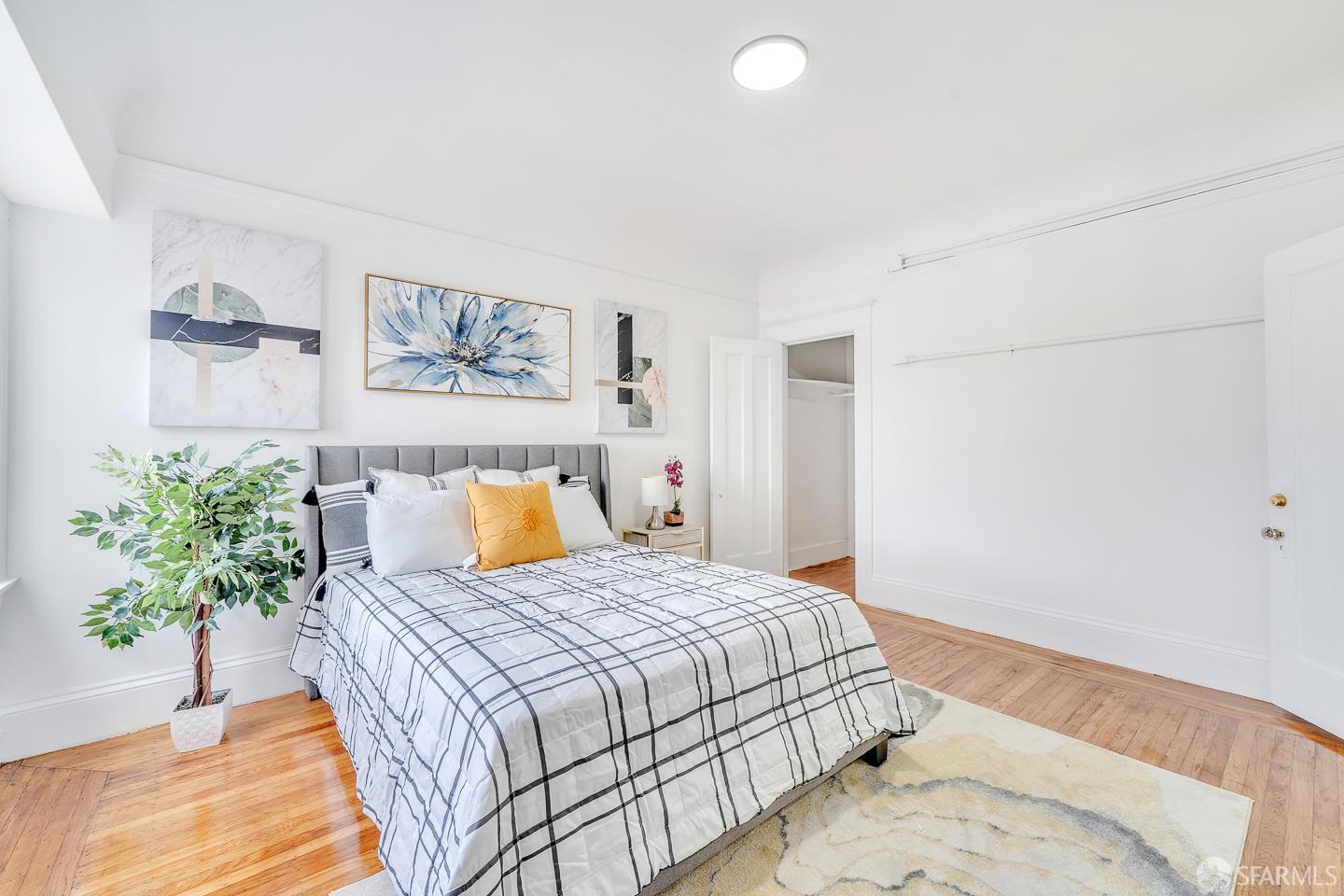 Detail Gallery Image 4 of 36 For 1614 Balboa St, San Francisco,  CA 94121 - – Beds | – Baths