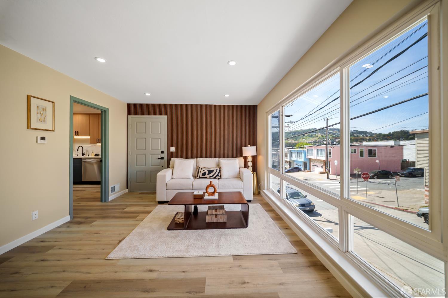 Detail Gallery Image 16 of 59 For 239 Sawyer St, San Francisco,  CA 94134 - 2 Beds | 1 Baths