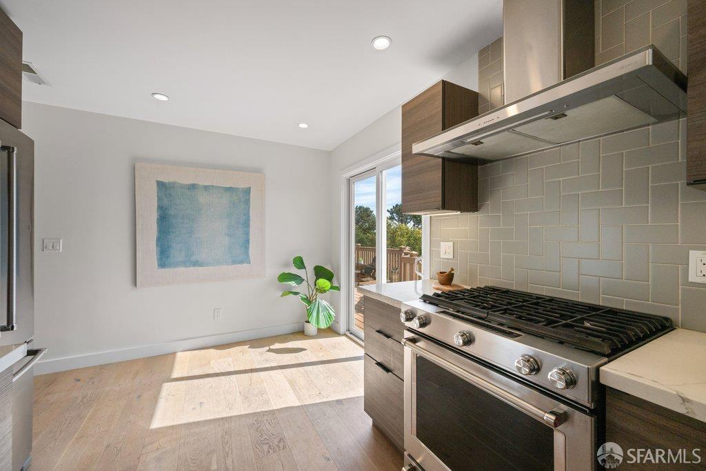 Detail Gallery Image 23 of 57 For 156 Midcrest Way, San Francisco,  CA 94131 - 3 Beds | 2 Baths