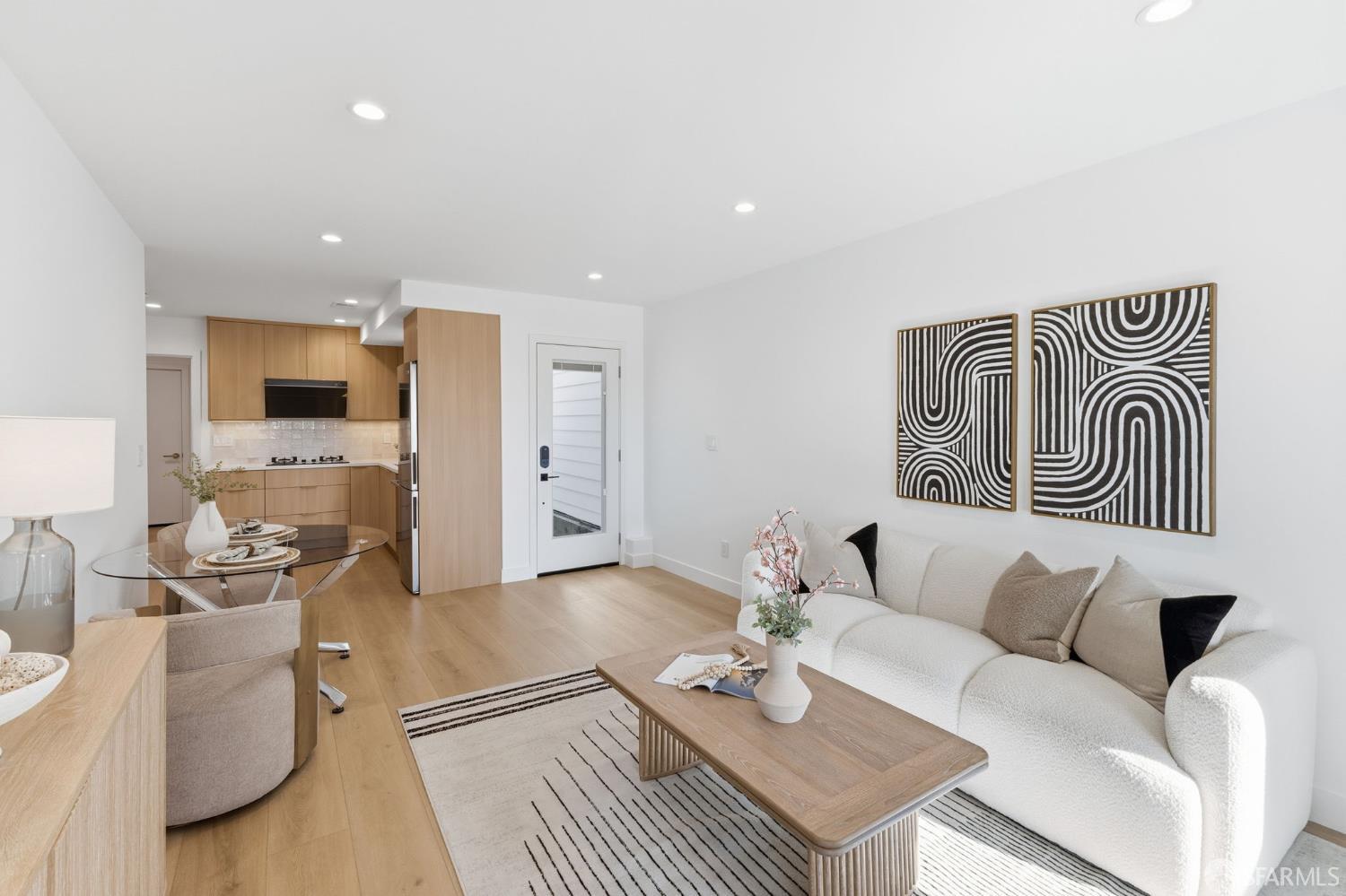 Detail Gallery Image 23 of 93 For 2479 31st Ave, San Francisco,  CA 94116 - 5 Beds | 4 Baths