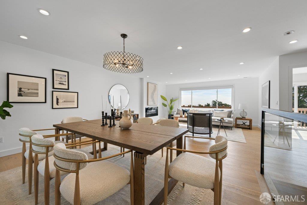 Detail Gallery Image 14 of 57 For 156 Midcrest Way, San Francisco,  CA 94131 - 3 Beds | 2 Baths