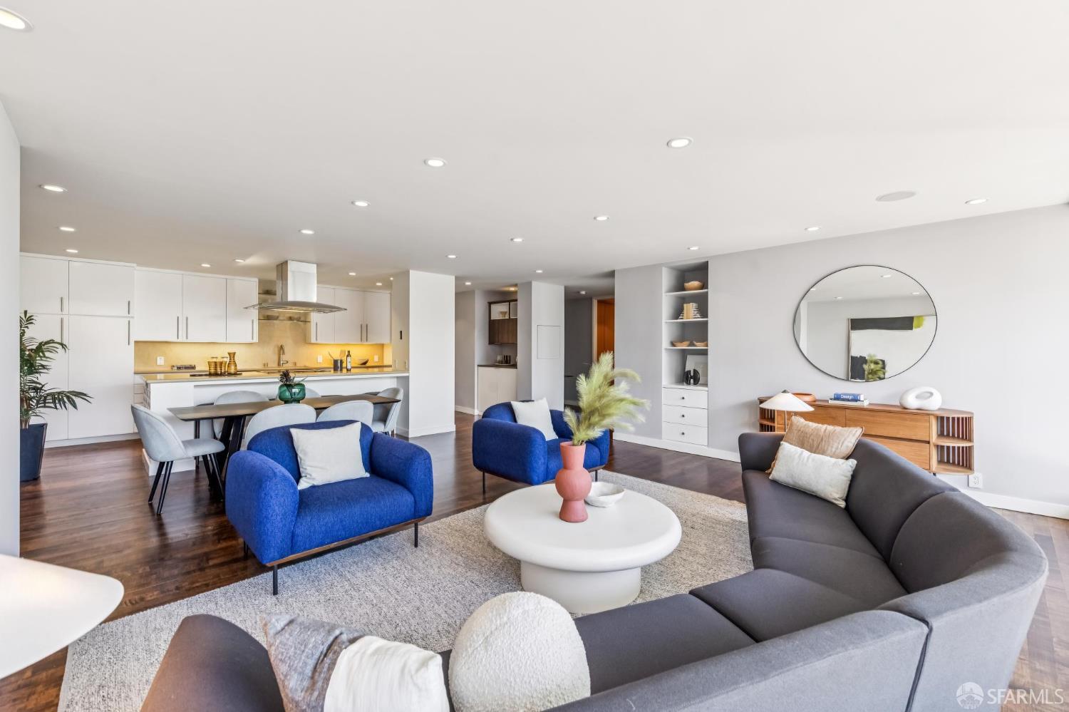 Photo #8: 426116037 Listing: Photo #8