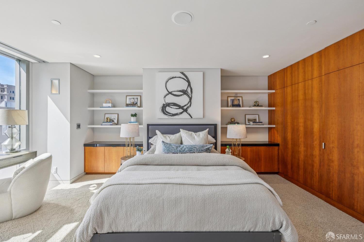 Detail Gallery Image 43 of 88 For 1170 Chestnut St, San Francisco,  CA 94109 - 4 Beds | 3/1 Baths