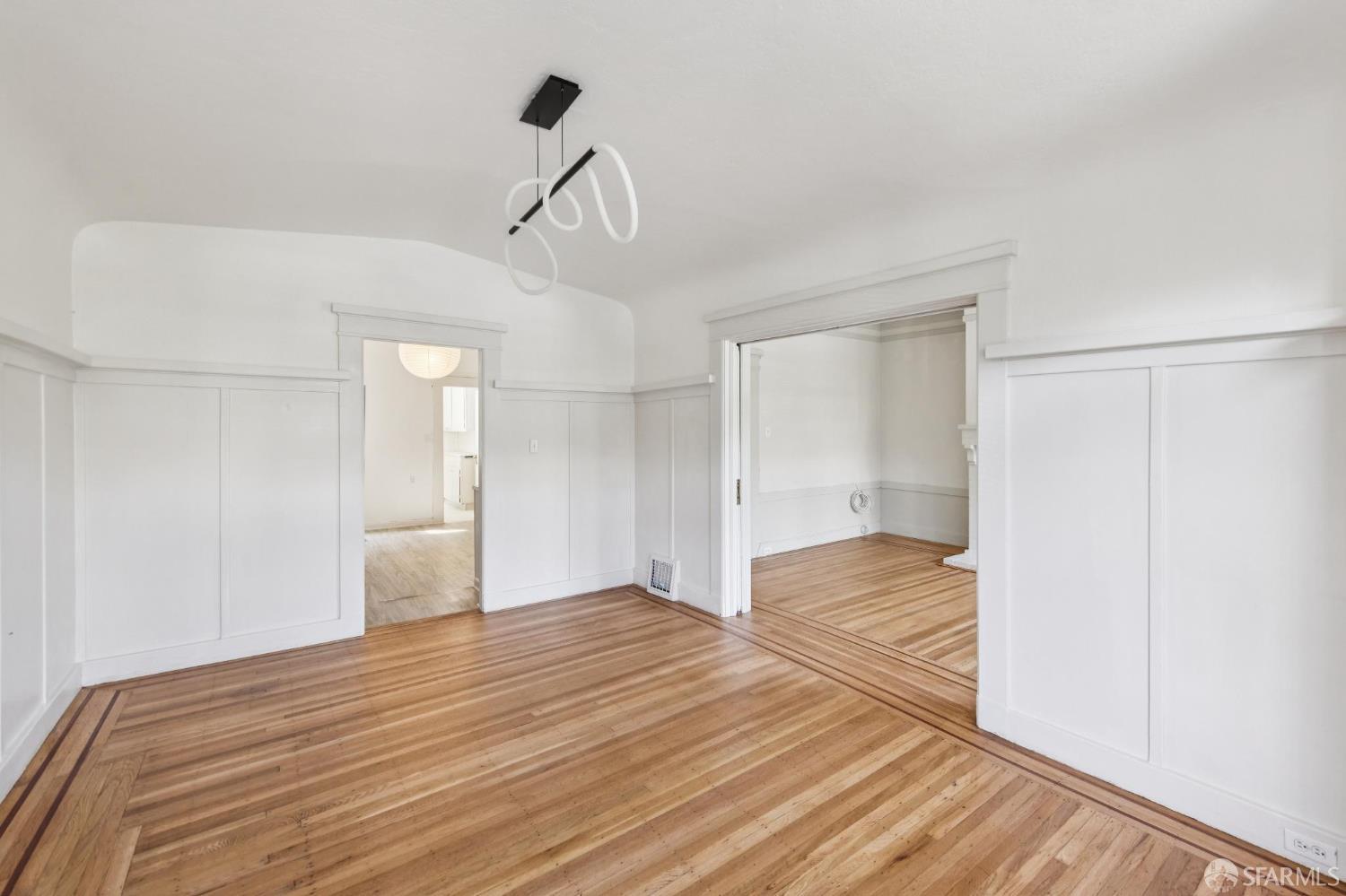 Detail Gallery Image 7 of 26 For 119 16th Ave #121,  San Francisco,  CA 94118 - 2 Beds | 1 Baths