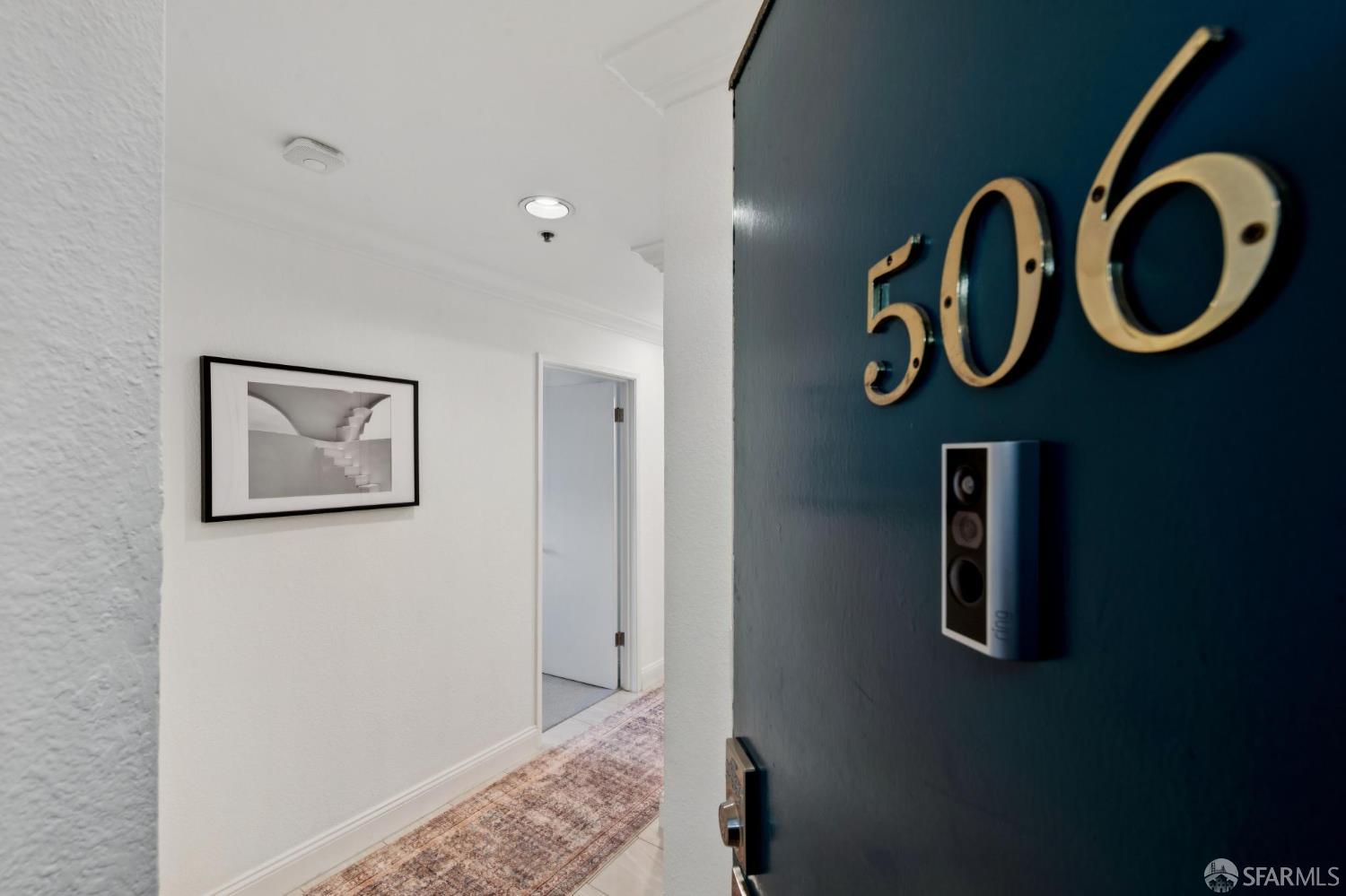 Detail Gallery Image 2 of 16 For 1945 Washington St #506,  San Francisco,  CA 94109 - 2 Beds | 2 Baths
