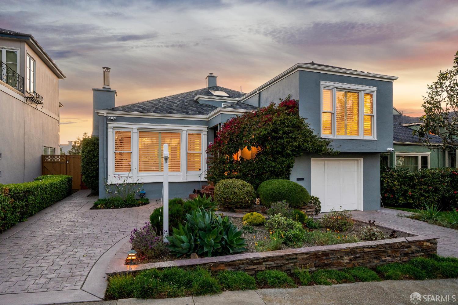 Detail Gallery Image 73 of 94 For 79 Collins St, San Francisco,  CA 94109 - 5 Beds | 3/1 Baths