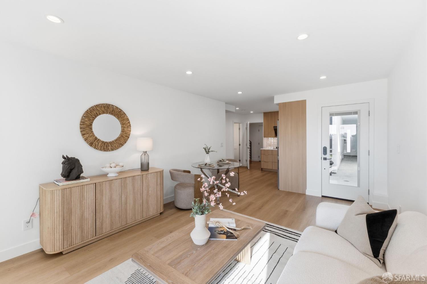 Detail Gallery Image 28 of 93 For 2479 31st Ave, San Francisco,  CA 94116 - 5 Beds | 4 Baths