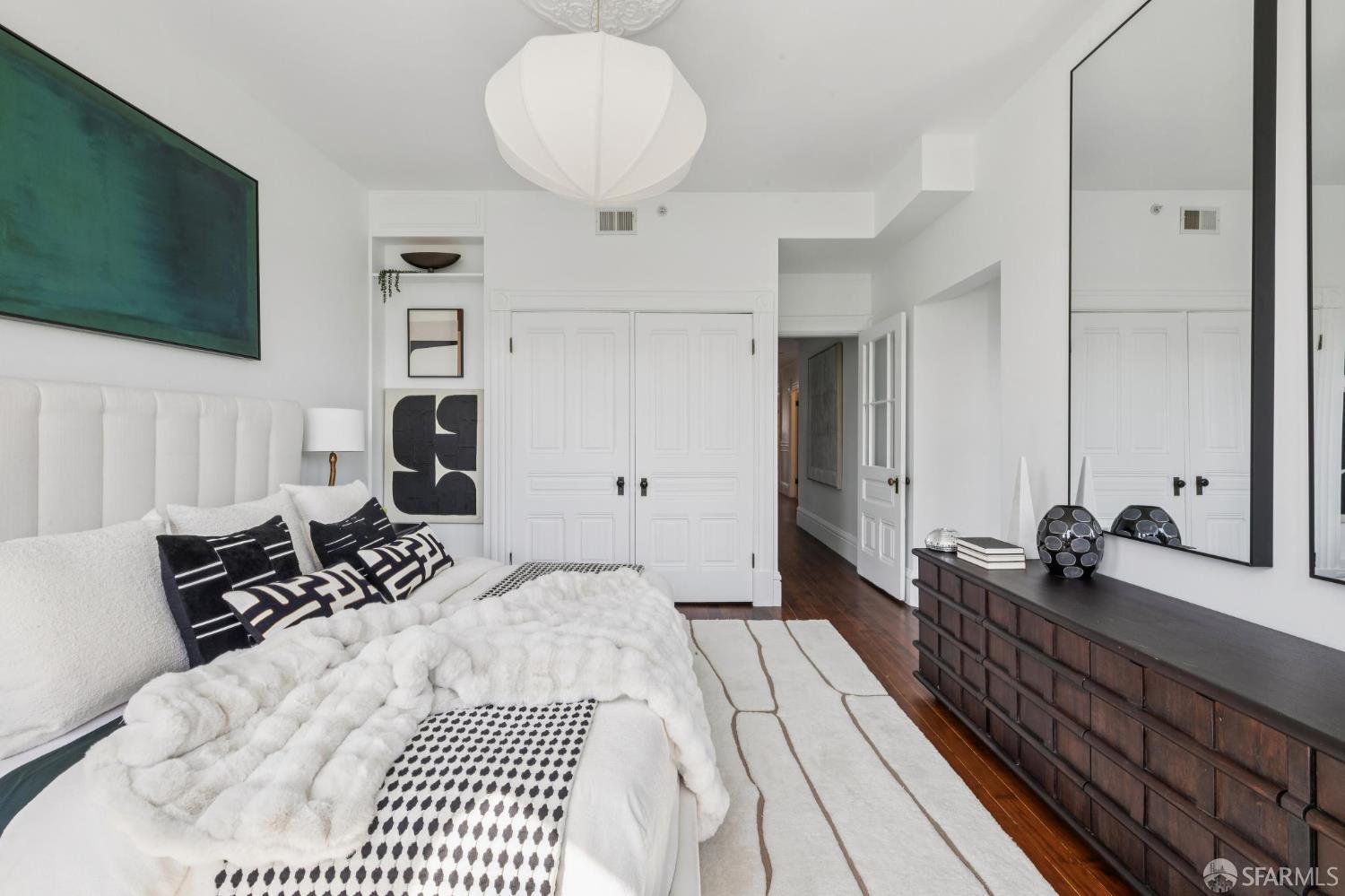 Photo #19: 426116036 Listing: Photo #19