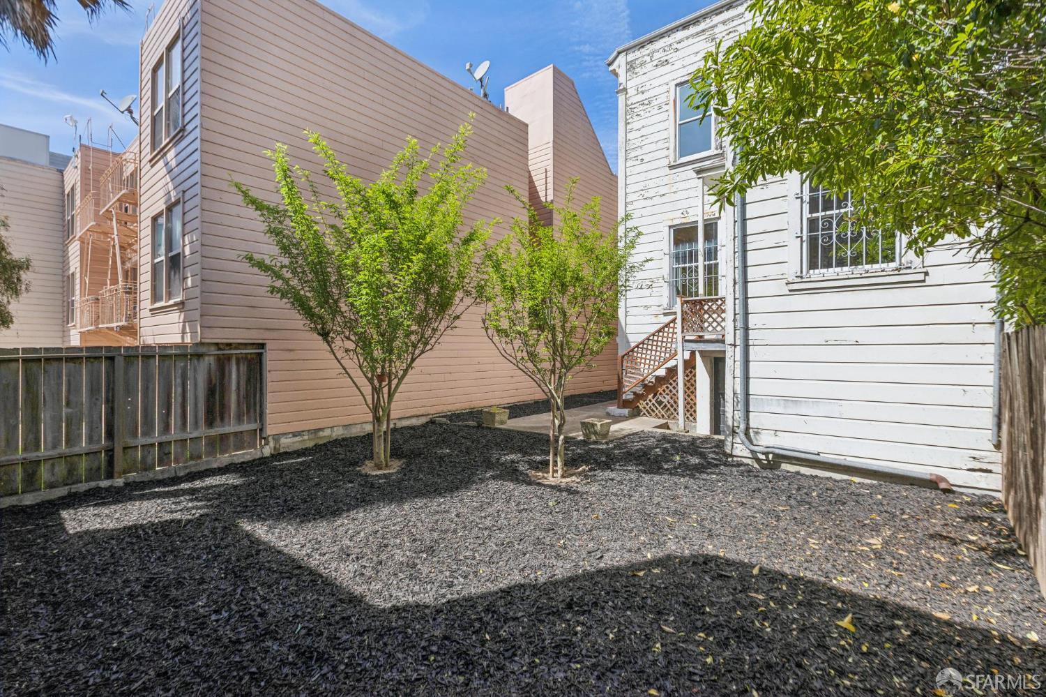 Detail Gallery Image 71 of 82 For 919 Fell St, San Francisco,  CA 94117 - 2 Beds | 1/2 Baths