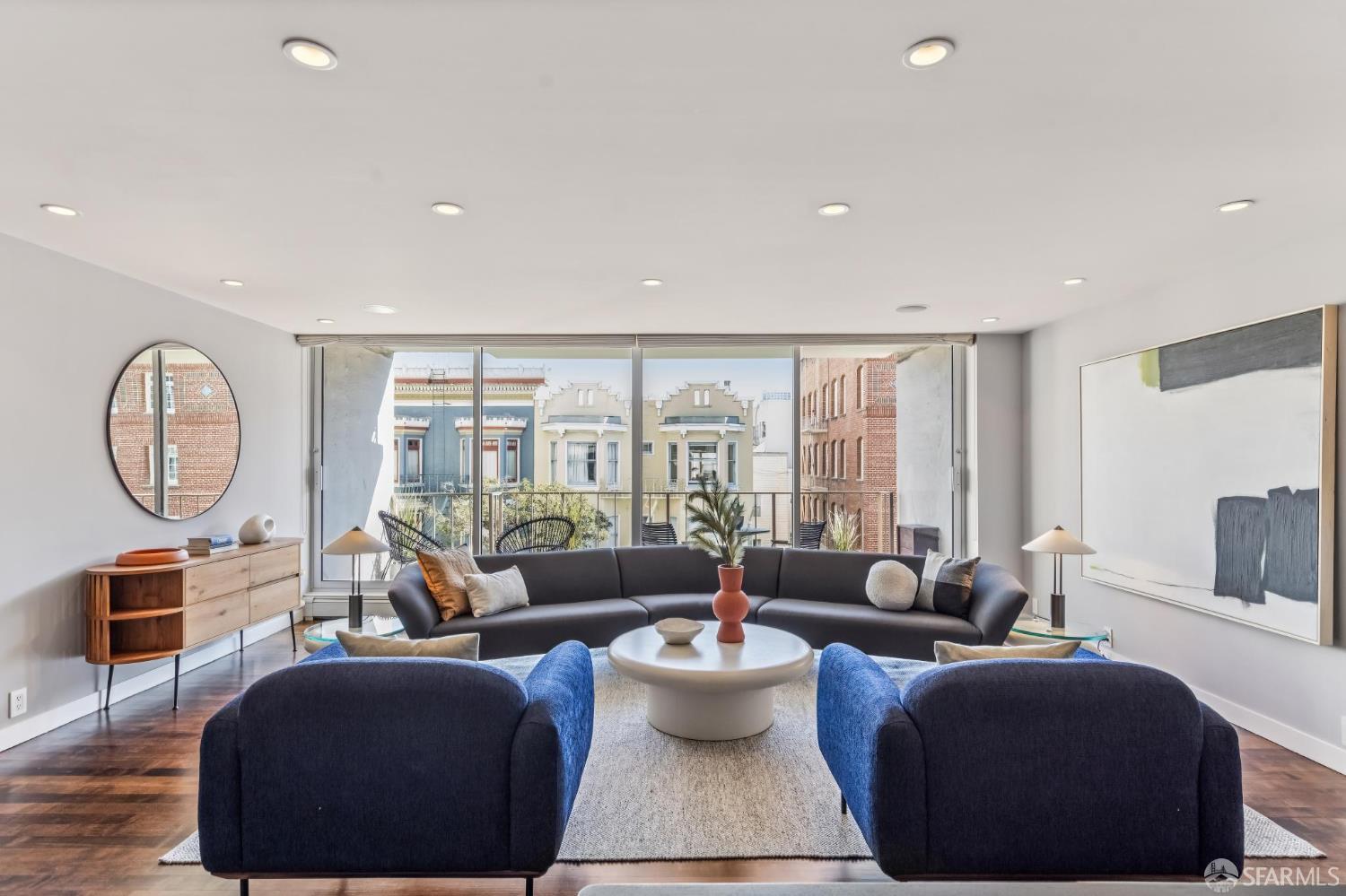 Photo #5: 426116037 Listing: Photo #5