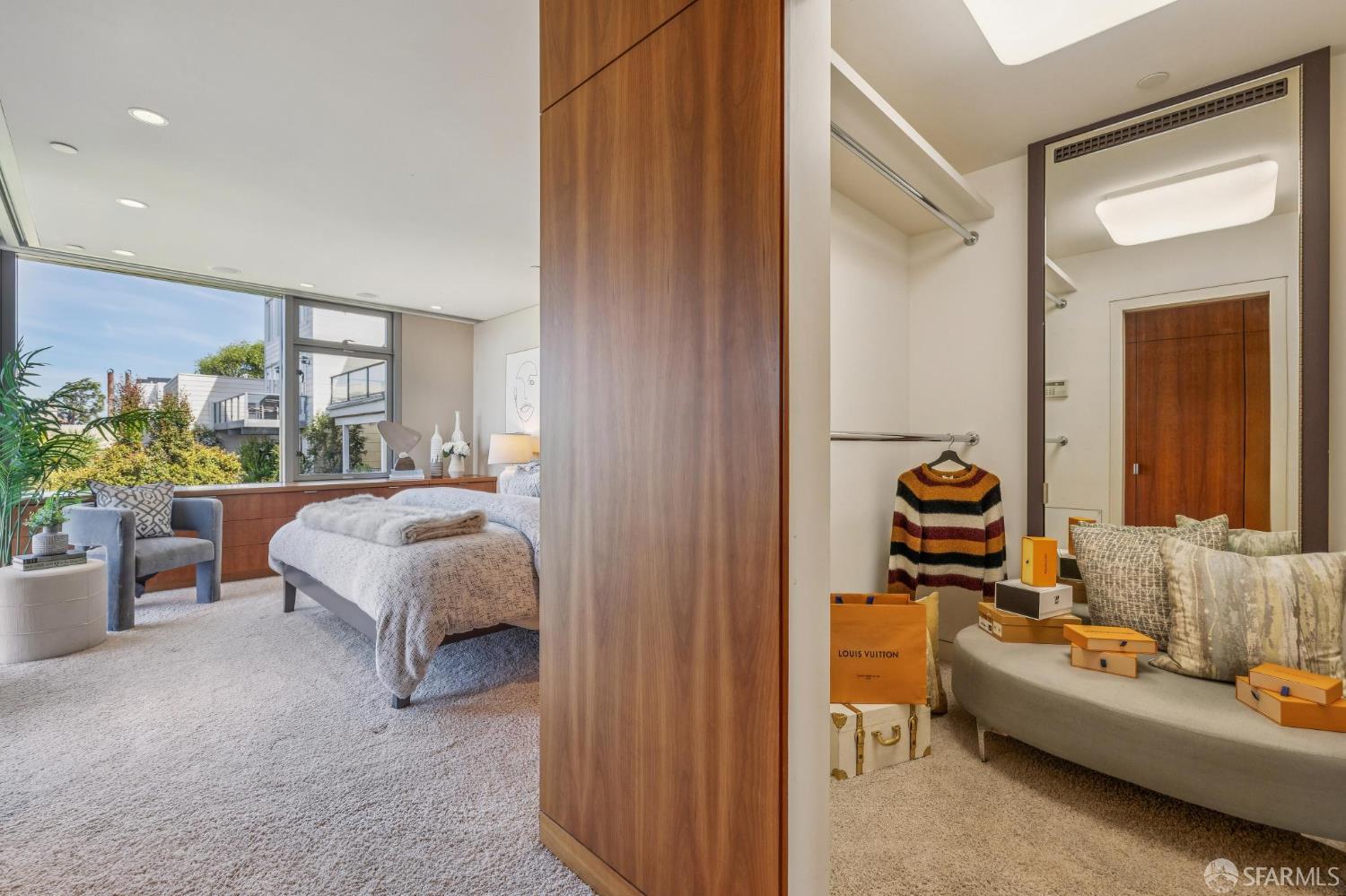 Detail Gallery Image 36 of 88 For 1170 Chestnut St, San Francisco,  CA 94109 - 4 Beds | 3/1 Baths