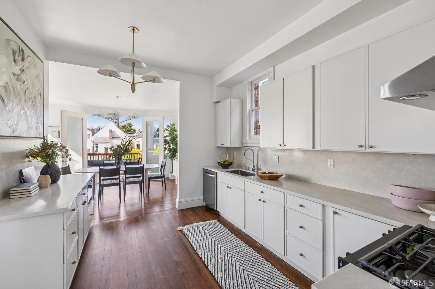 Photo #2: 426116036 Listing: Photo #2