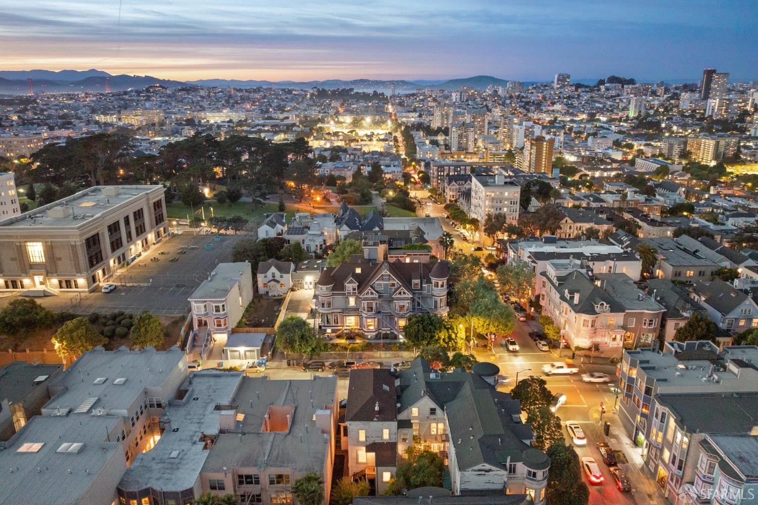 Detail Gallery Image 9 of 82 For 919 Fell St, San Francisco,  CA 94117 - 2 Beds | 1/2 Baths