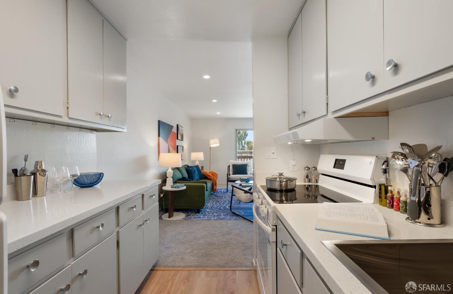 Photo #17: 426114543 Listing: Photo #17