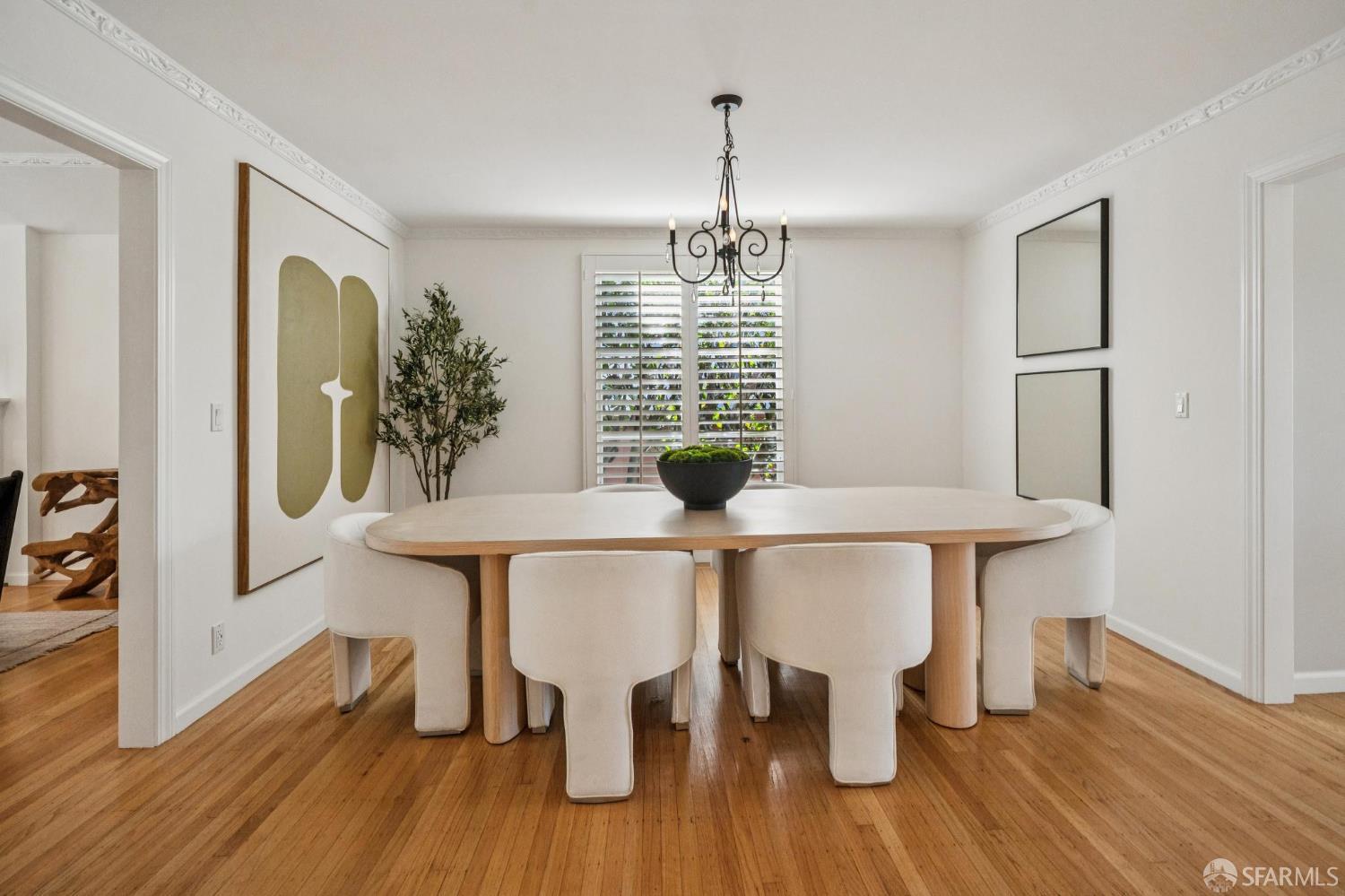 Detail Gallery Image 10 of 94 For 79 Collins St, San Francisco,  CA 94109 - 5 Beds | 3/1 Baths