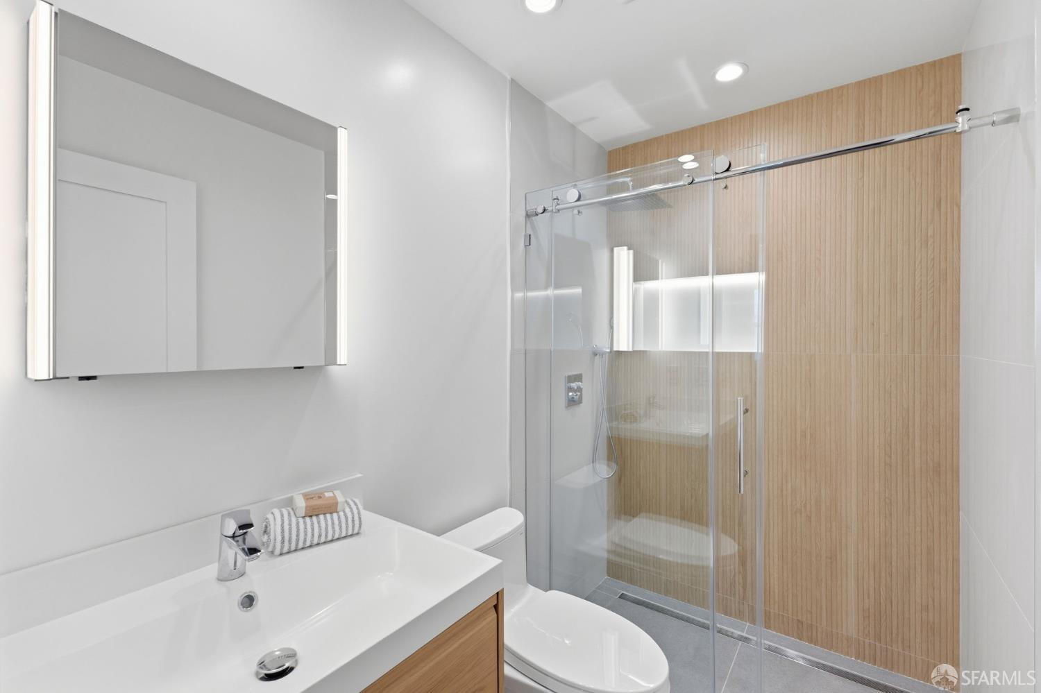 Detail Gallery Image 57 of 93 For 2479 31st Ave, San Francisco,  CA 94116 - 5 Beds | 4 Baths