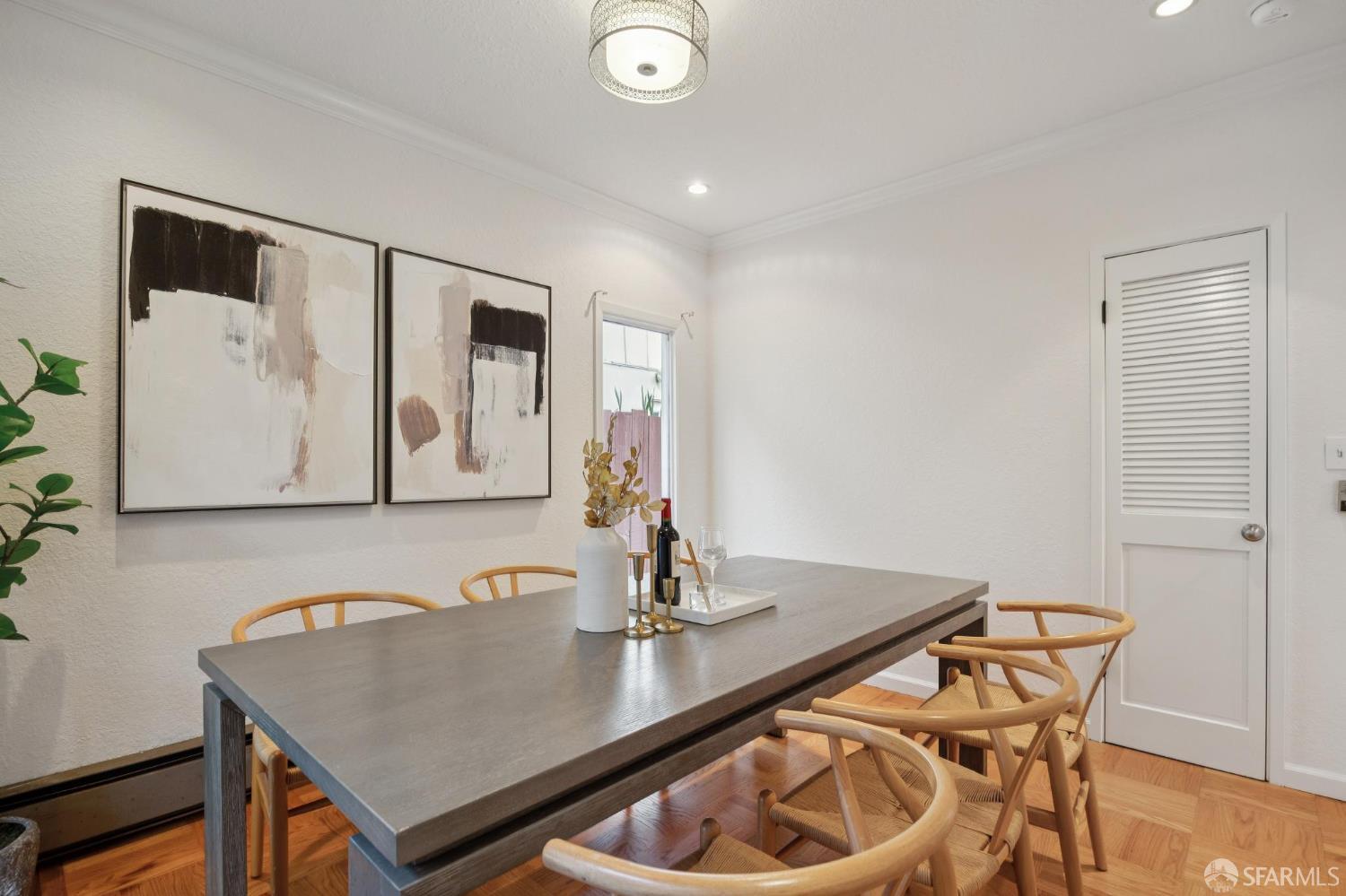 Detail Gallery Image 17 of 59 For 2031 Pinecrest Dr, San Bruno,  CA 94066 - 5 Beds | 4 Baths