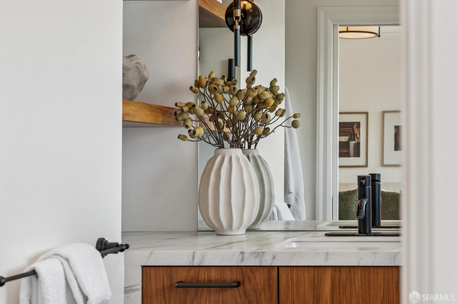 Detail Gallery Image 41 of 94 For 79 Collins St, San Francisco,  CA 94109 - 5 Beds | 3/1 Baths