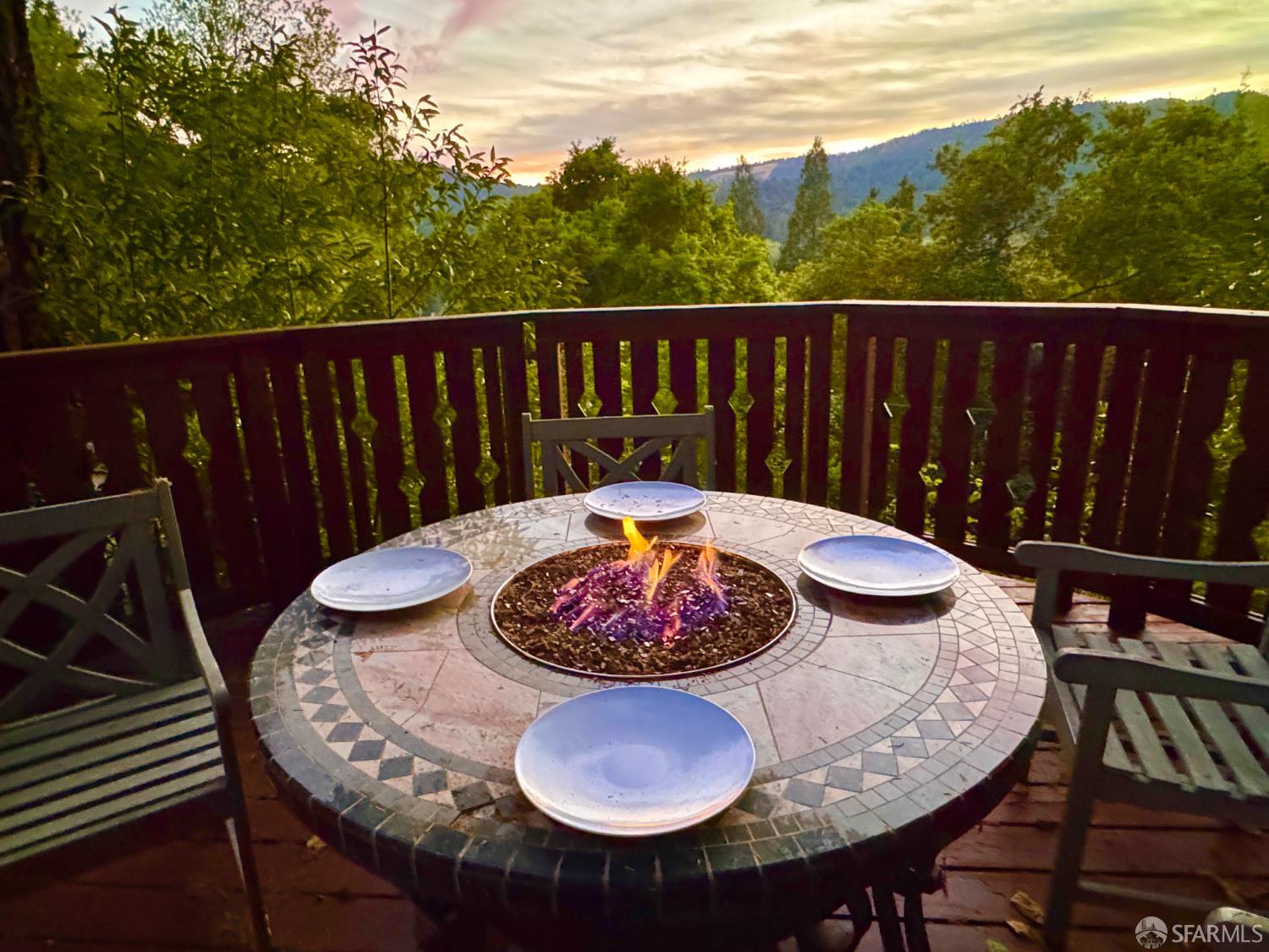 Detail Gallery Image 42 of 46 For 16 Grandview Ave, Felton,  CA 95018 - 3 Beds | 3 Baths